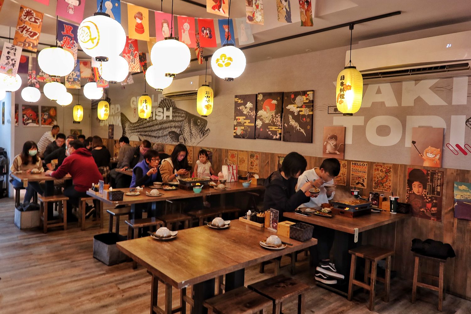 【台南居酒屋】魚小二串燒酒場|道地重慶麻辣烤魚.串燒.熱炒.揚物,濃濃日系氛圍小酌聚餐好去處! @混血珊莎的奇幻旅程 【台南居酒屋】魚小二串燒酒場|道地重慶麻辣烤魚.串燒.熱炒.揚物,濃濃日系氛圍小酌聚餐好去處! @混血珊莎的奇幻旅程