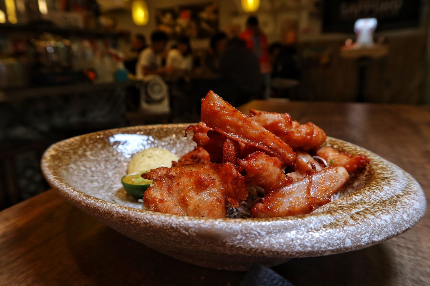 【台南居酒屋】魚小二串燒酒場|道地重慶麻辣烤魚.串燒.熱炒.揚物,濃濃日系氛圍小酌聚餐好去處! @混血珊莎的奇幻旅程 【台南居酒屋】魚小二串燒酒場|道地重慶麻辣烤魚.串燒.熱炒.揚物,濃濃日系氛圍小酌聚餐好去處! @混血珊莎的奇幻旅程