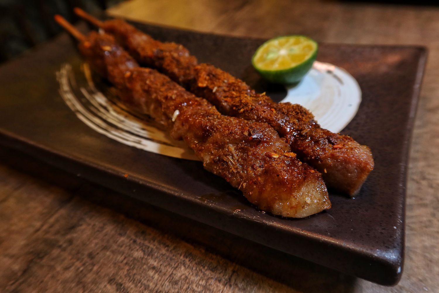 【台南居酒屋】魚小二串燒酒場|道地重慶麻辣烤魚.串燒.熱炒.揚物,濃濃日系氛圍小酌聚餐好去處! @混血珊莎的奇幻旅程 【台南居酒屋】魚小二串燒酒場|道地重慶麻辣烤魚.串燒.熱炒.揚物,濃濃日系氛圍小酌聚餐好去處! @混血珊莎的奇幻旅程