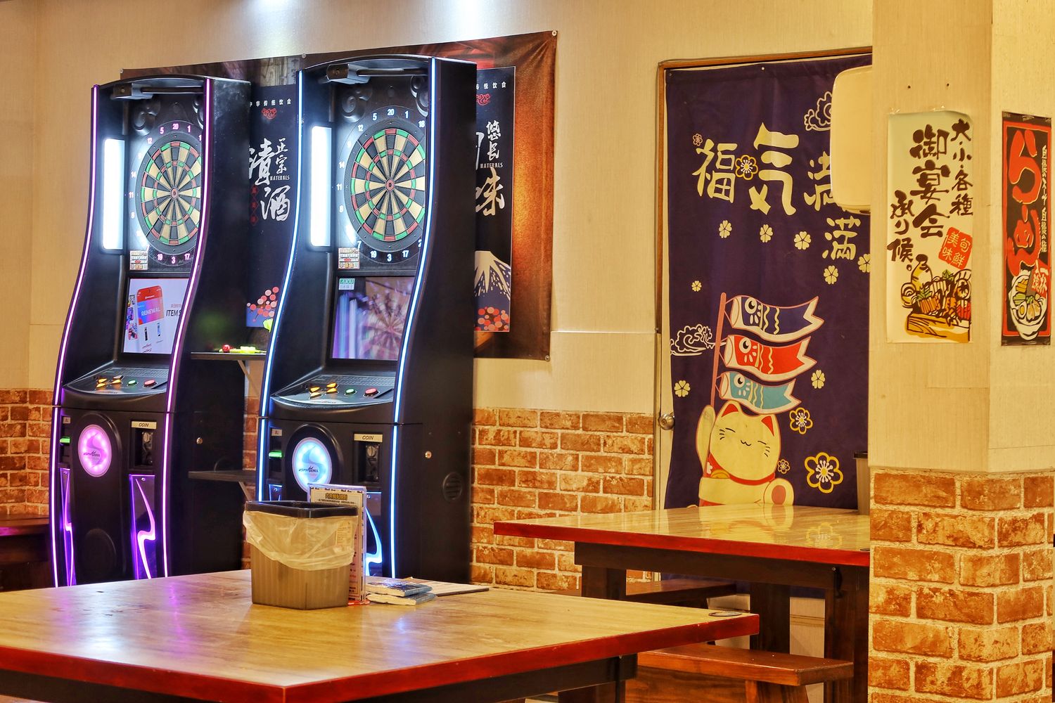 【蘆洲燒烤吃到飽】好食職人串燒酒場,燒烤.炸物.桶仔雞等百種餐點,串燒最低只要20元! @混血珊莎的奇幻旅程 【蘆洲燒烤吃到飽】好食職人串燒酒場,燒烤.炸物.桶仔雞等百種餐點,串燒最低只要20元! @混血珊莎的奇幻旅程