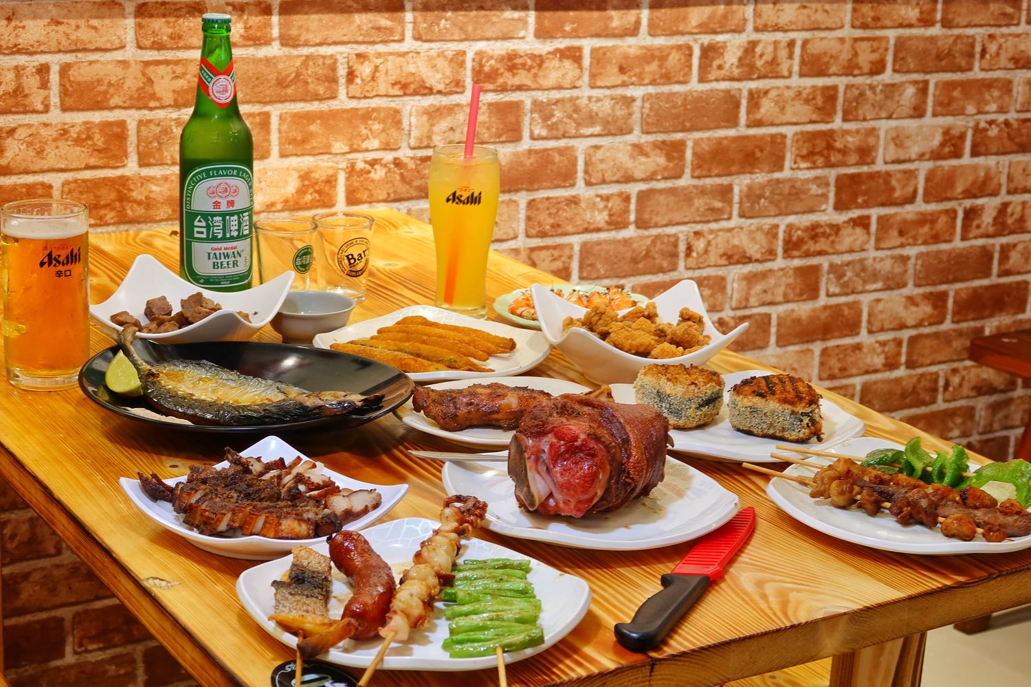 【蘆洲燒烤吃到飽】好食職人串燒酒場,燒烤.炸物.桶仔雞等百種餐點,串燒最低只要20元! @混血珊莎的奇幻旅程 【蘆洲燒烤吃到飽】好食職人串燒酒場,燒烤.炸物.桶仔雞等百種餐點,串燒最低只要20元! @混血珊莎的奇幻旅程