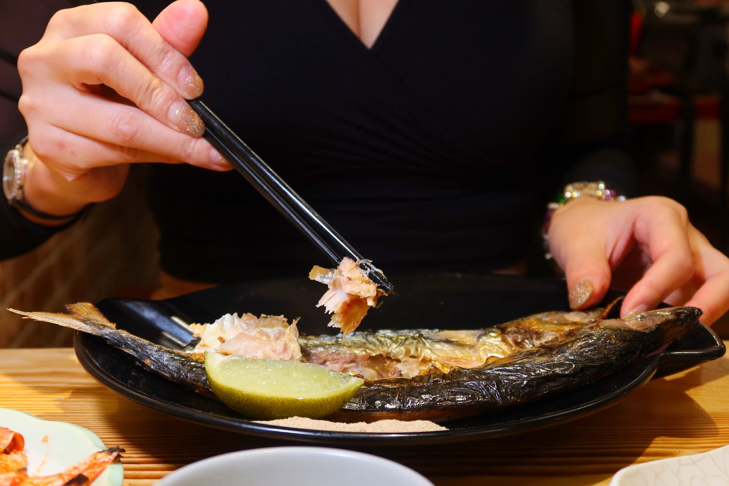 【蘆洲燒烤吃到飽】好食職人串燒酒場,燒烤.炸物.桶仔雞等百種餐點,串燒最低只要20元! @混血珊莎的奇幻旅程 【蘆洲燒烤吃到飽】好食職人串燒酒場,燒烤.炸物.桶仔雞等百種餐點,串燒最低只要20元! @混血珊莎的奇幻旅程