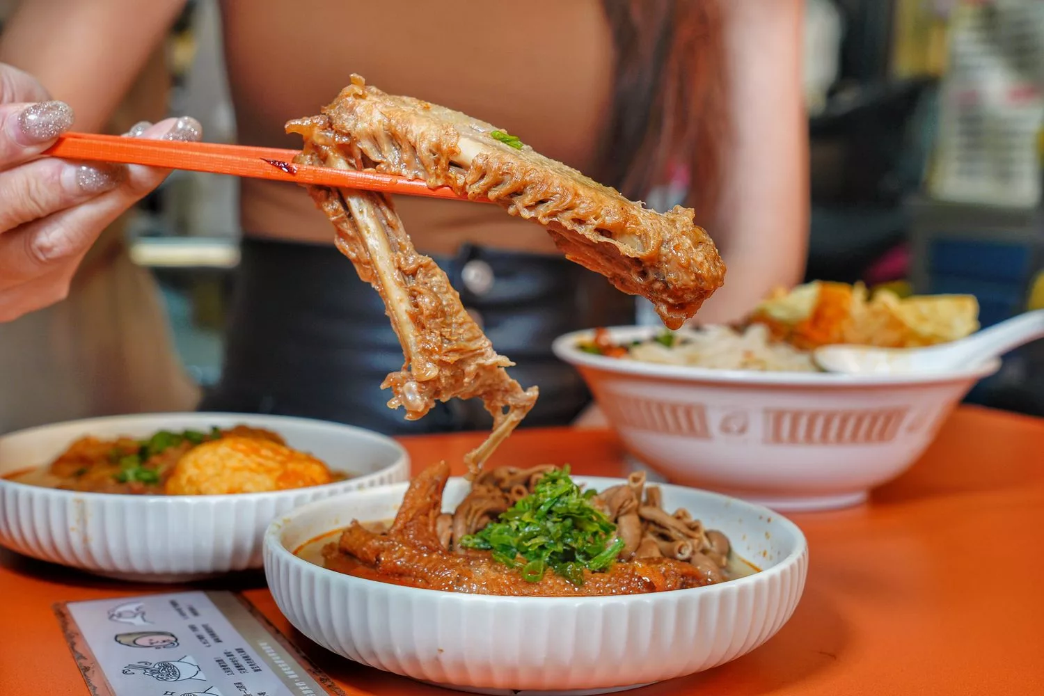 【螺螄粉推薦】好螺嗦螺螄粉， 30 年人氣柳州老店首間台灣旗艦店，道地風味一吃愛上! @混血珊莎的奇幻旅程