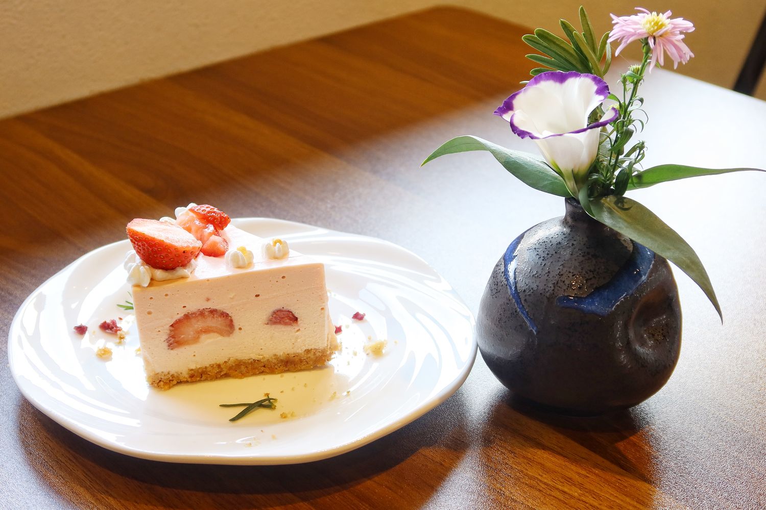 【台中西屯咖啡廳】輕旅咖啡jaunt cafe|中科商圈景觀庭園咖啡廳,停車方便.喝下午茶好去處 @混血珊莎的奇幻旅程 【台中西屯咖啡廳】輕旅咖啡jaunt cafe|中科商圈景觀庭園咖啡廳,停車方便.喝下午茶好去處 @混血珊莎的奇幻旅程