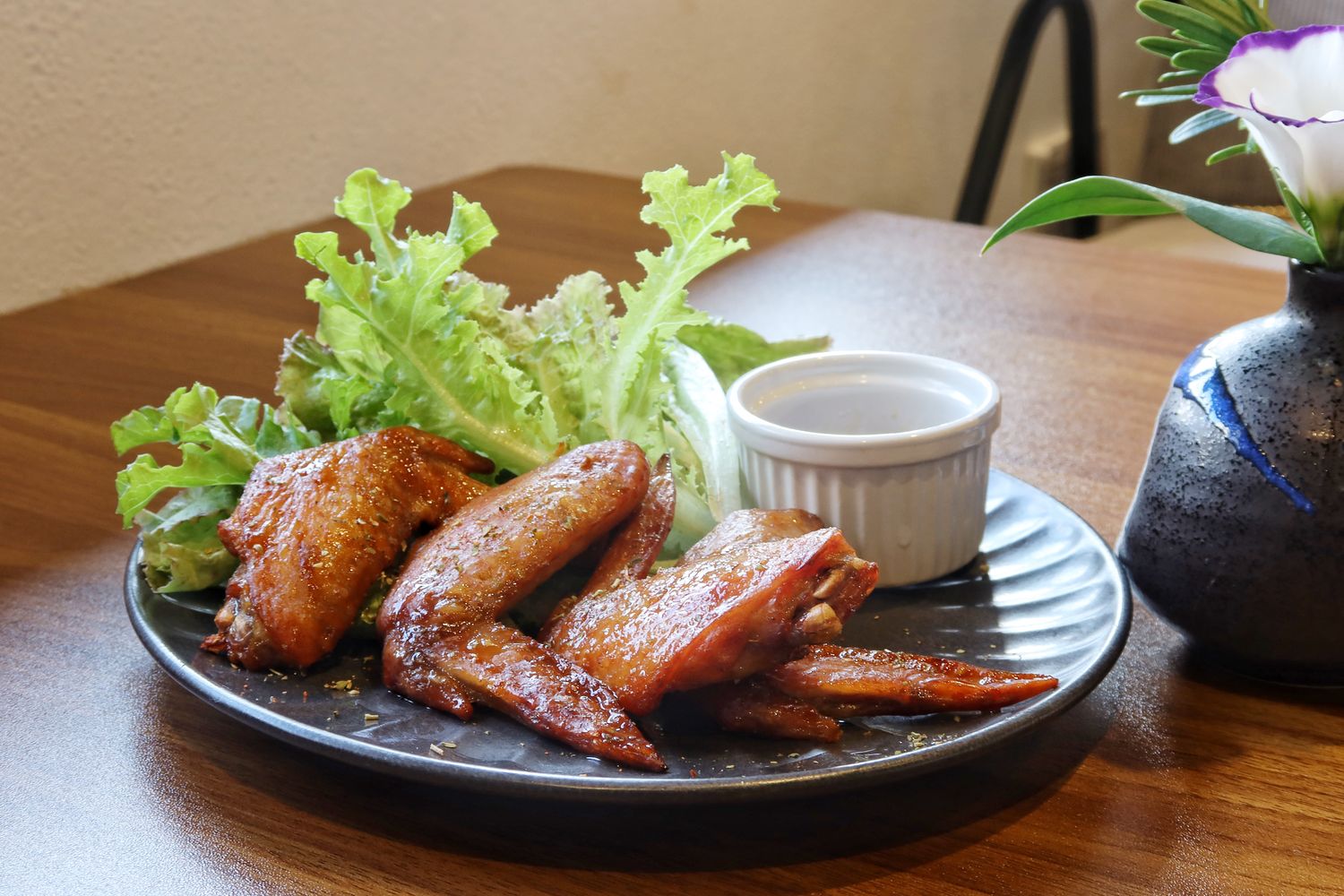 【台中西屯咖啡廳】輕旅咖啡jaunt cafe|中科商圈景觀庭園咖啡廳,停車方便.喝下午茶好去處 @混血珊莎的奇幻旅程 【台中西屯咖啡廳】輕旅咖啡jaunt cafe|中科商圈景觀庭園咖啡廳,停車方便.喝下午茶好去處 @混血珊莎的奇幻旅程