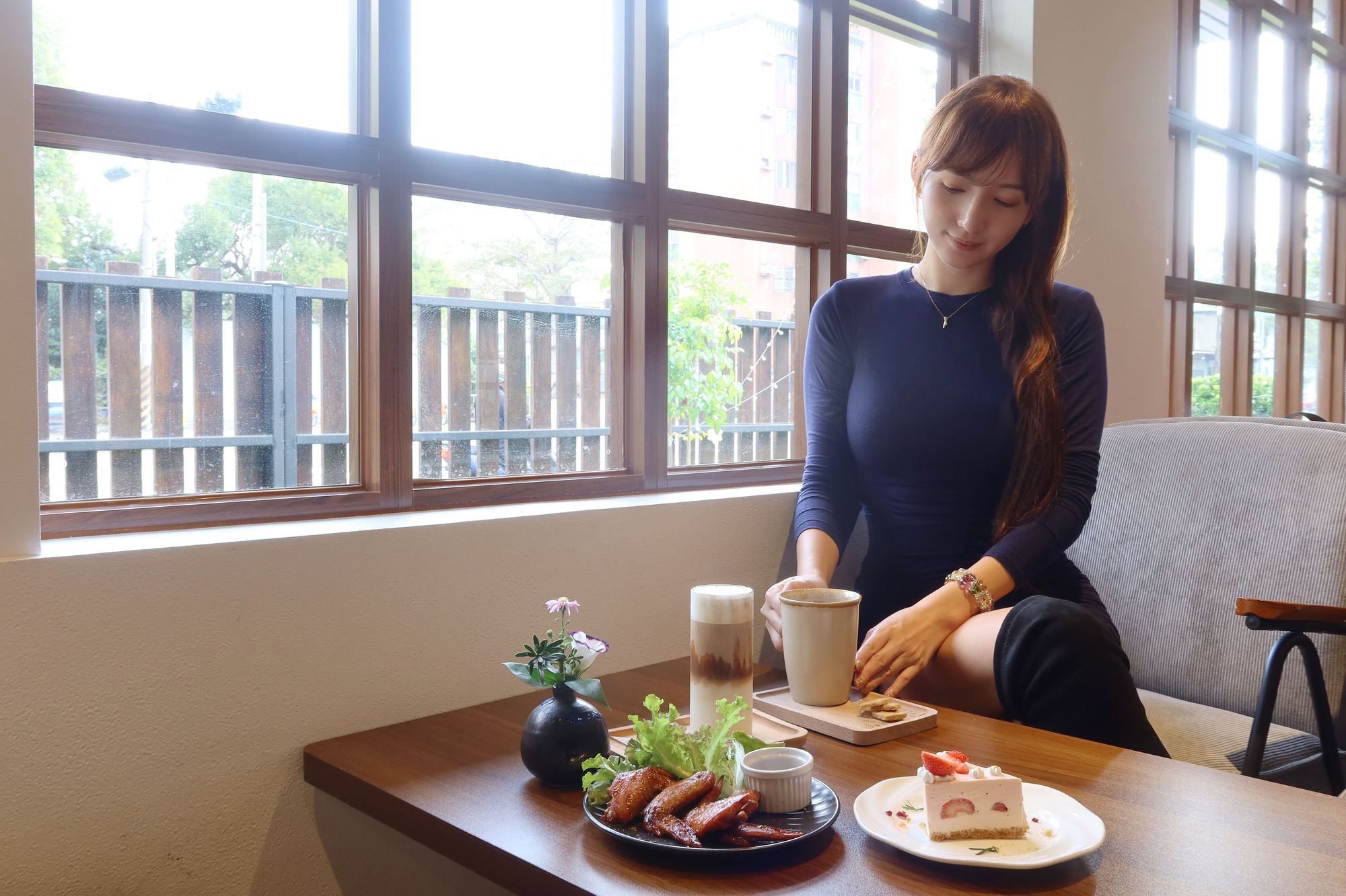 【台中西屯咖啡廳】輕旅咖啡jaunt cafe|中科商圈景觀庭園咖啡廳,停車方便.喝下午茶好去處 @混血珊莎的奇幻旅程 【台中西屯咖啡廳】輕旅咖啡jaunt cafe|中科商圈景觀庭園咖啡廳,停車方便.喝下午茶好去處 @混血珊莎的奇幻旅程