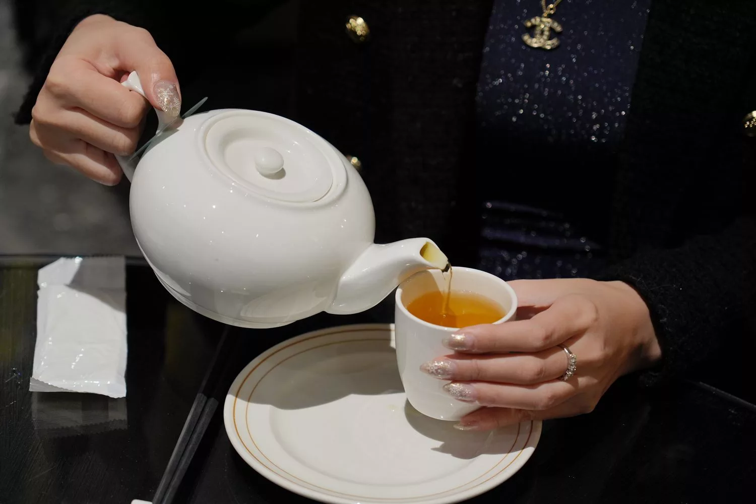 【典華雅聚 新莊店】新莊典華餐廳中式奢華氛圍，經典粵菜港點，窯烤櫻桃鴨驚艷味蕾! @混血珊莎的奇幻旅程
