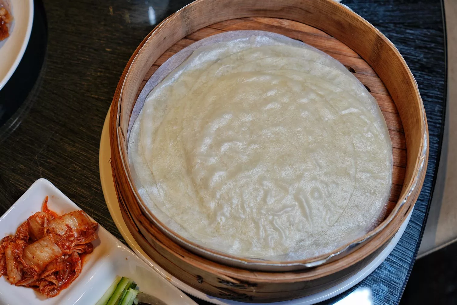 【典華雅聚 新莊店】新莊典華餐廳中式奢華氛圍，經典粵菜港點，窯烤櫻桃鴨驚艷味蕾! @混血珊莎的奇幻旅程