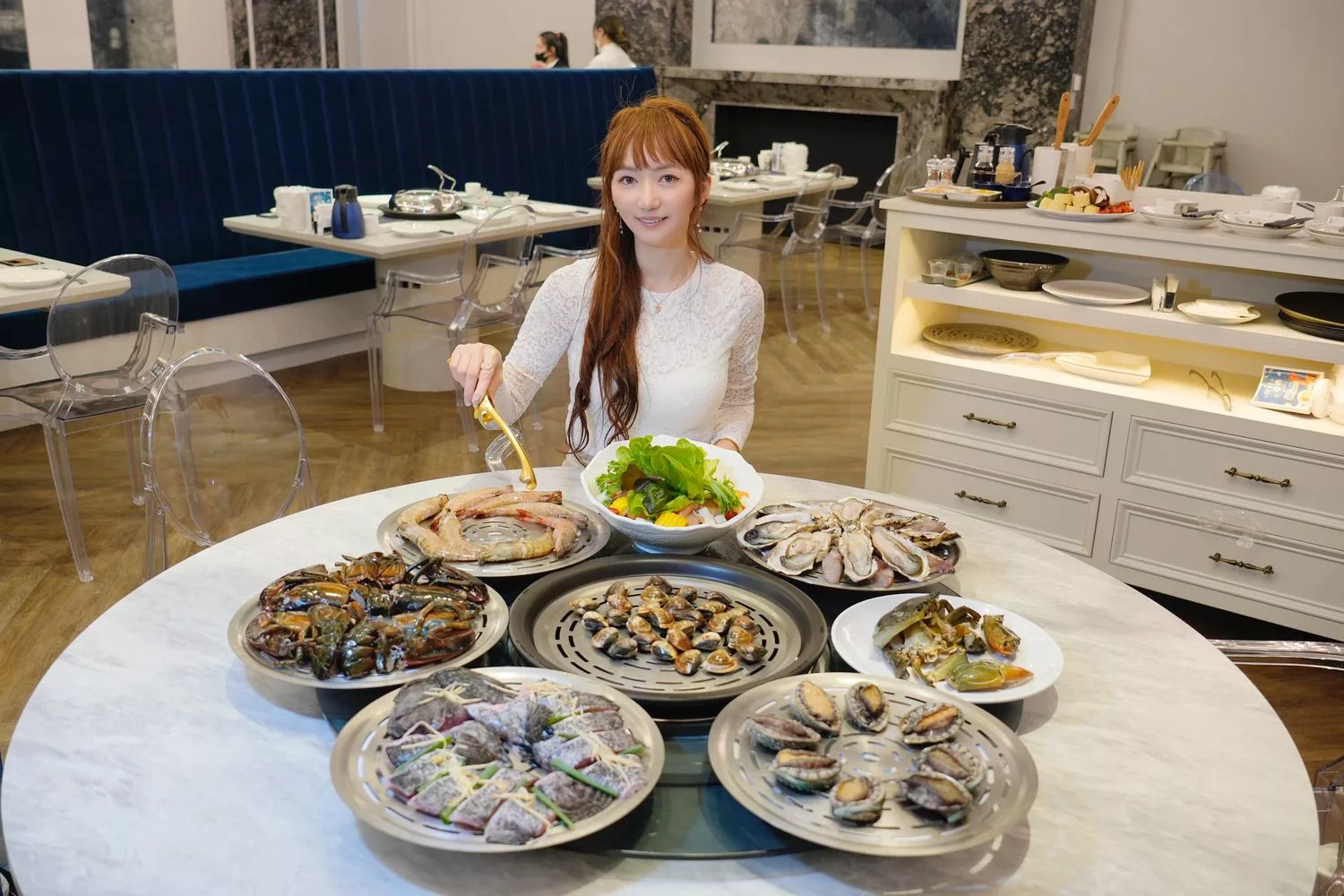 【新莊海鮮餐廳】濤濤海鮮蒸氣鍋，將大海放進鍋內，管家桌邊服務免動手! @混血珊莎的奇幻旅程