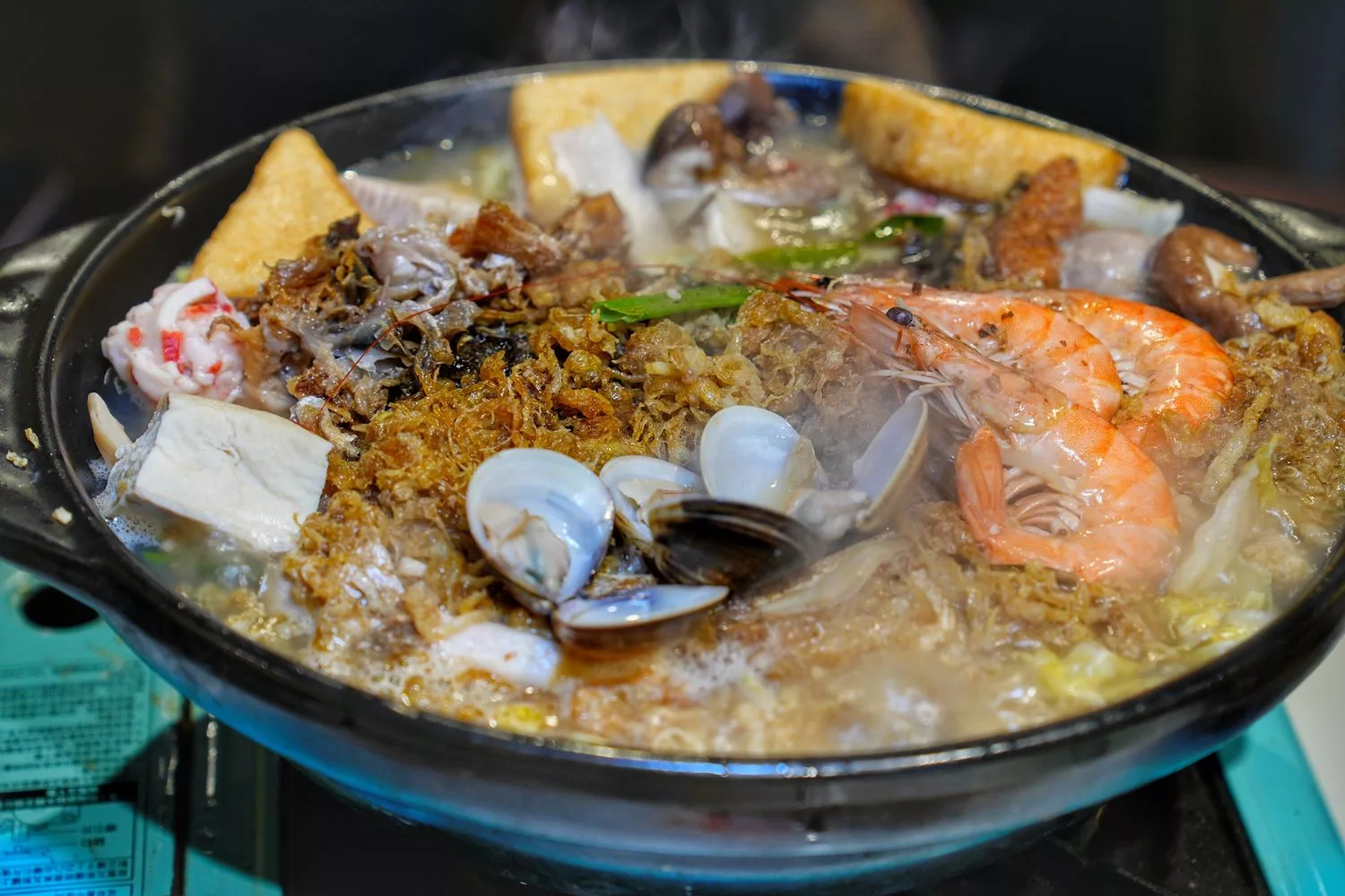 【桃園熱炒推薦】品華殿，桃園砂鍋魚頭 10 年專賣店遷址新開幕，多款人氣熱炒，節日聚餐首選! @混血珊莎的奇幻旅程
