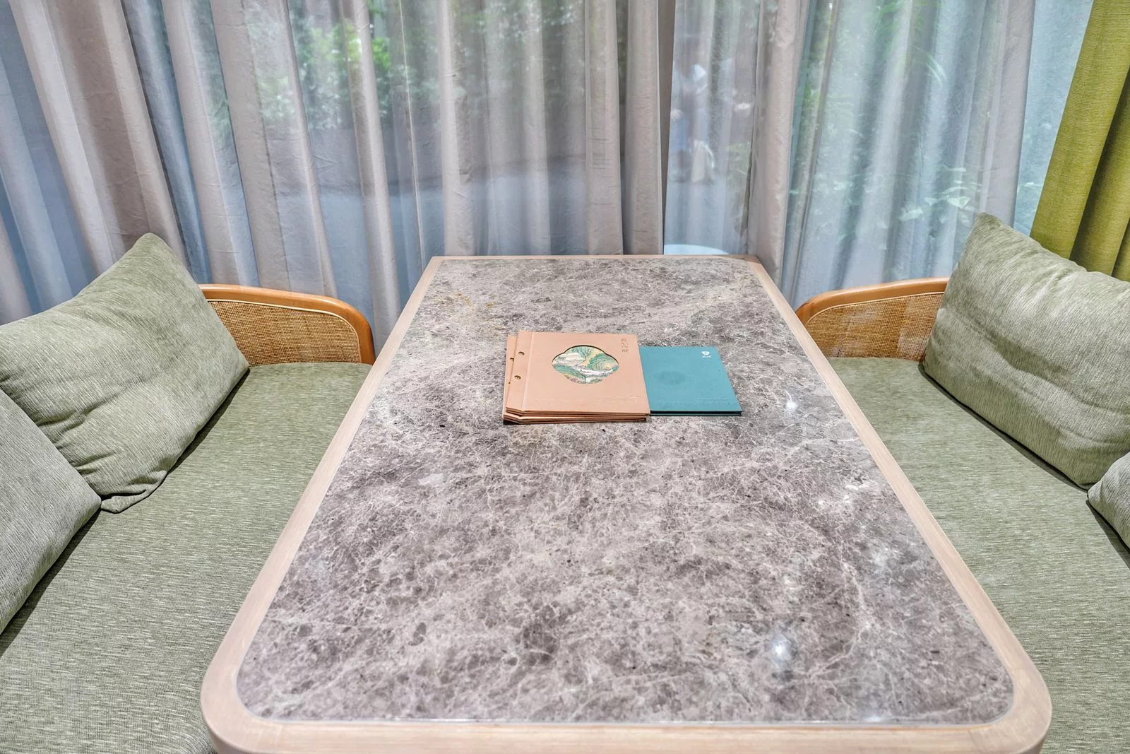 【養心沙龍】新店裕隆城餐廳,中西合併獨創蔬食料理,引領綠色食尚新風潮! @混血珊莎的奇幻旅程 【養心沙龍】新店裕隆城餐廳,中西合併獨創蔬食料理,引領綠色食尚新風潮! @混血珊莎的奇幻旅程