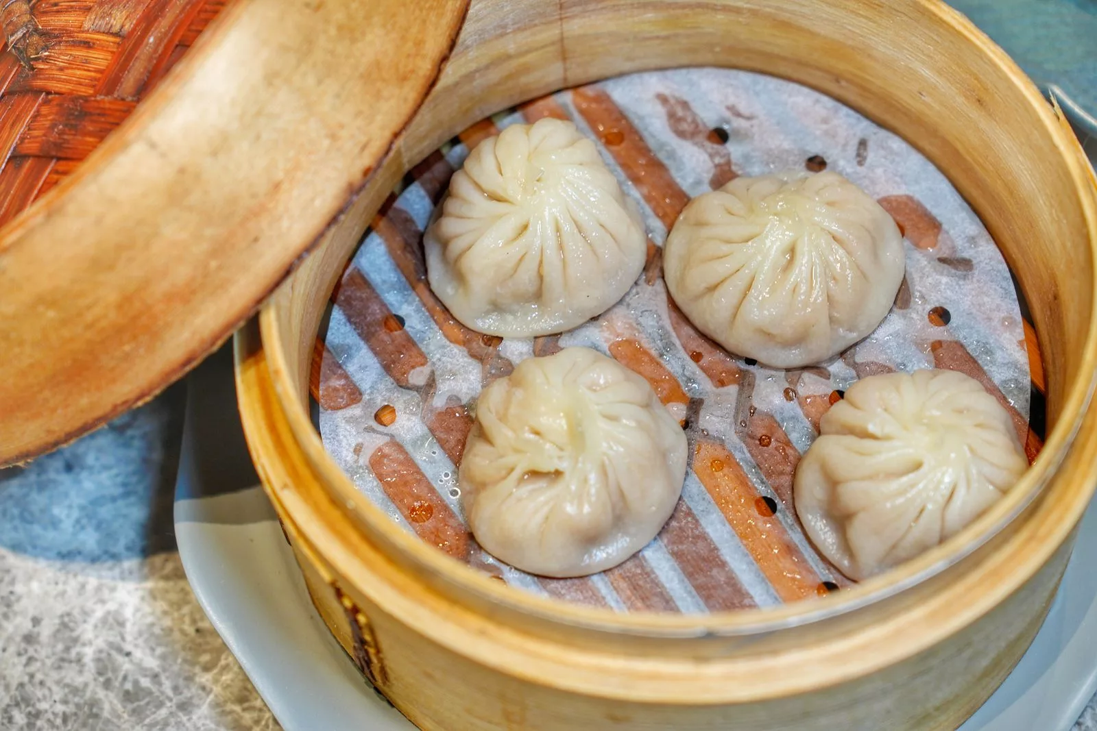 【養心沙龍】新店裕隆城餐廳,中西合併獨創蔬食料理,引領綠色食尚新風潮! @混血珊莎的奇幻旅程 【養心沙龍】新店裕隆城餐廳,中西合併獨創蔬食料理,引領綠色食尚新風潮! @混血珊莎的奇幻旅程