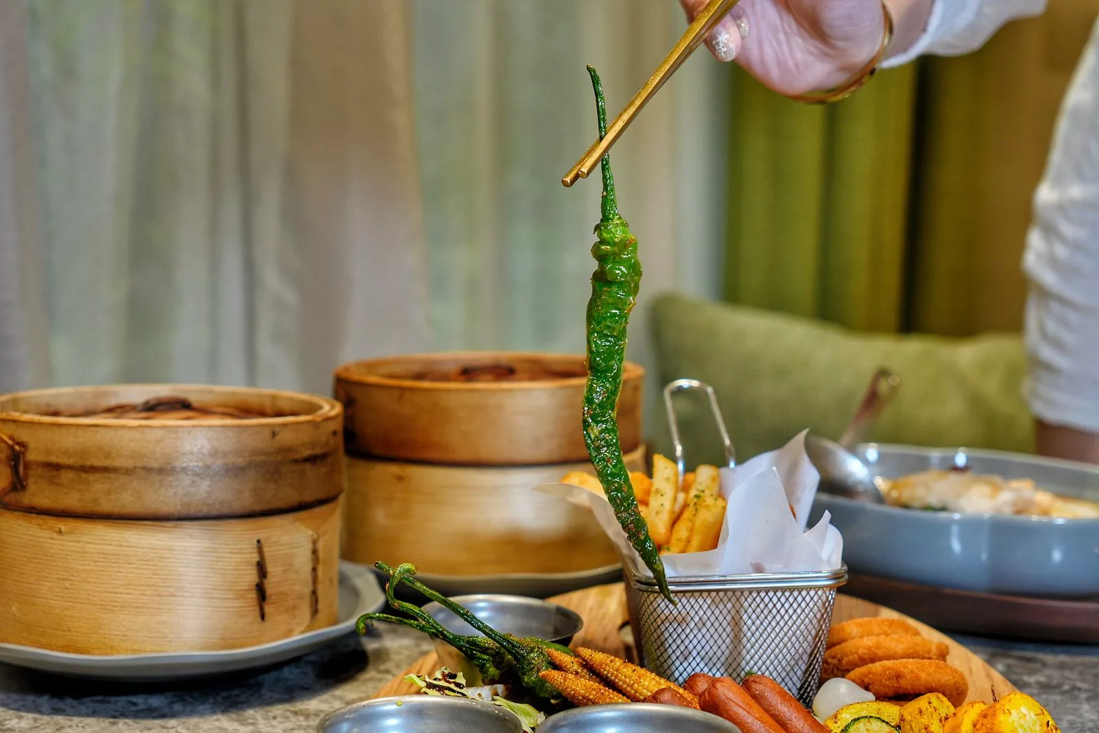 【養心沙龍】新店裕隆城餐廳,中西合併獨創蔬食料理,引領綠色食尚新風潮! @混血珊莎的奇幻旅程 【養心沙龍】新店裕隆城餐廳,中西合併獨創蔬食料理,引領綠色食尚新風潮! @混血珊莎的奇幻旅程