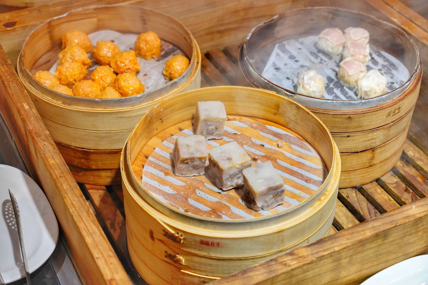 大直吃到飽｜豐FOOD海陸百匯，大直典華自助餐，龍蝦之夜吃到飽(菜色價格) @混血珊莎的奇幻旅程