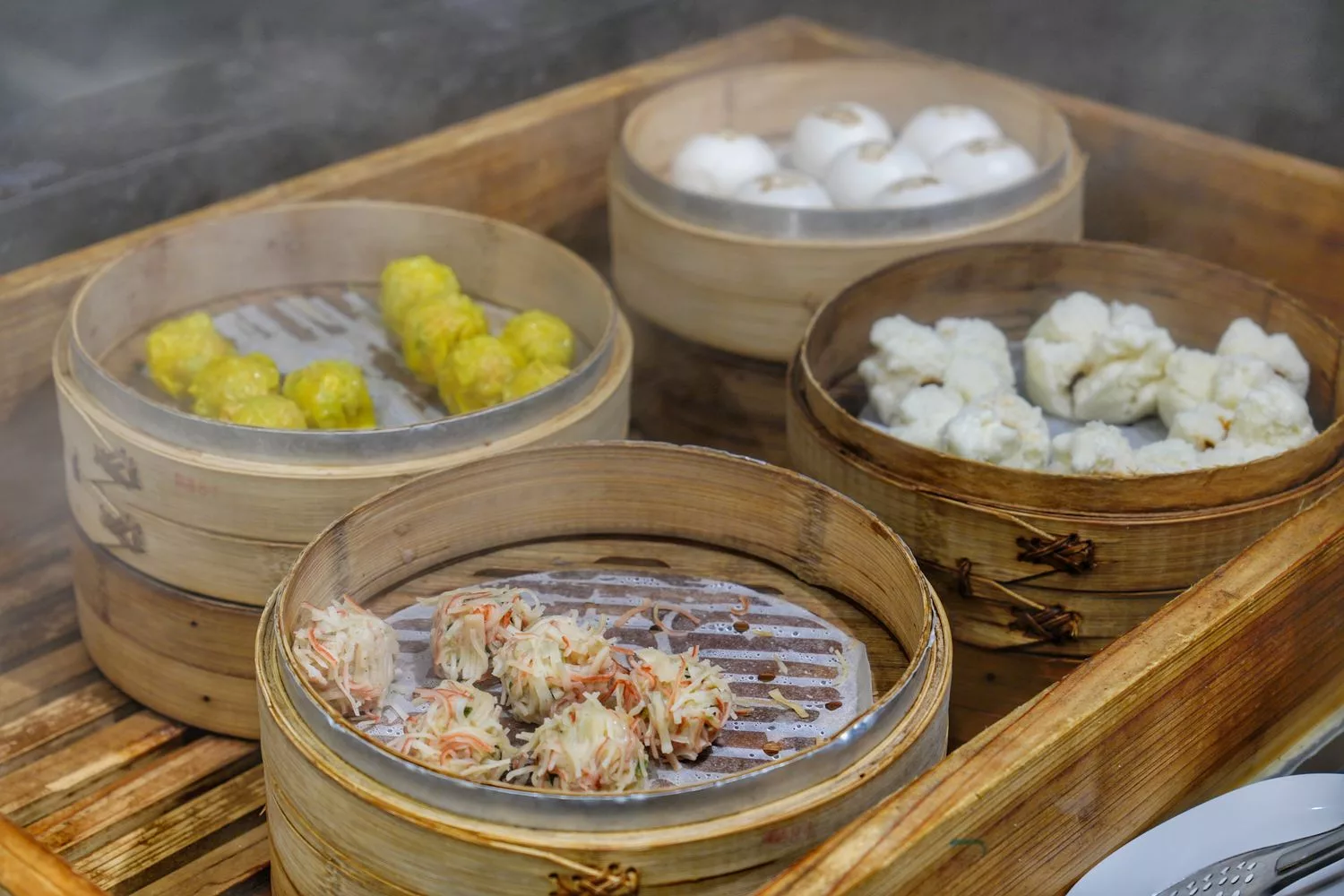 大直吃到飽｜豐FOOD海陸百匯，大直典華自助餐，龍蝦之夜吃到飽(菜色價格) @混血珊莎的奇幻旅程
