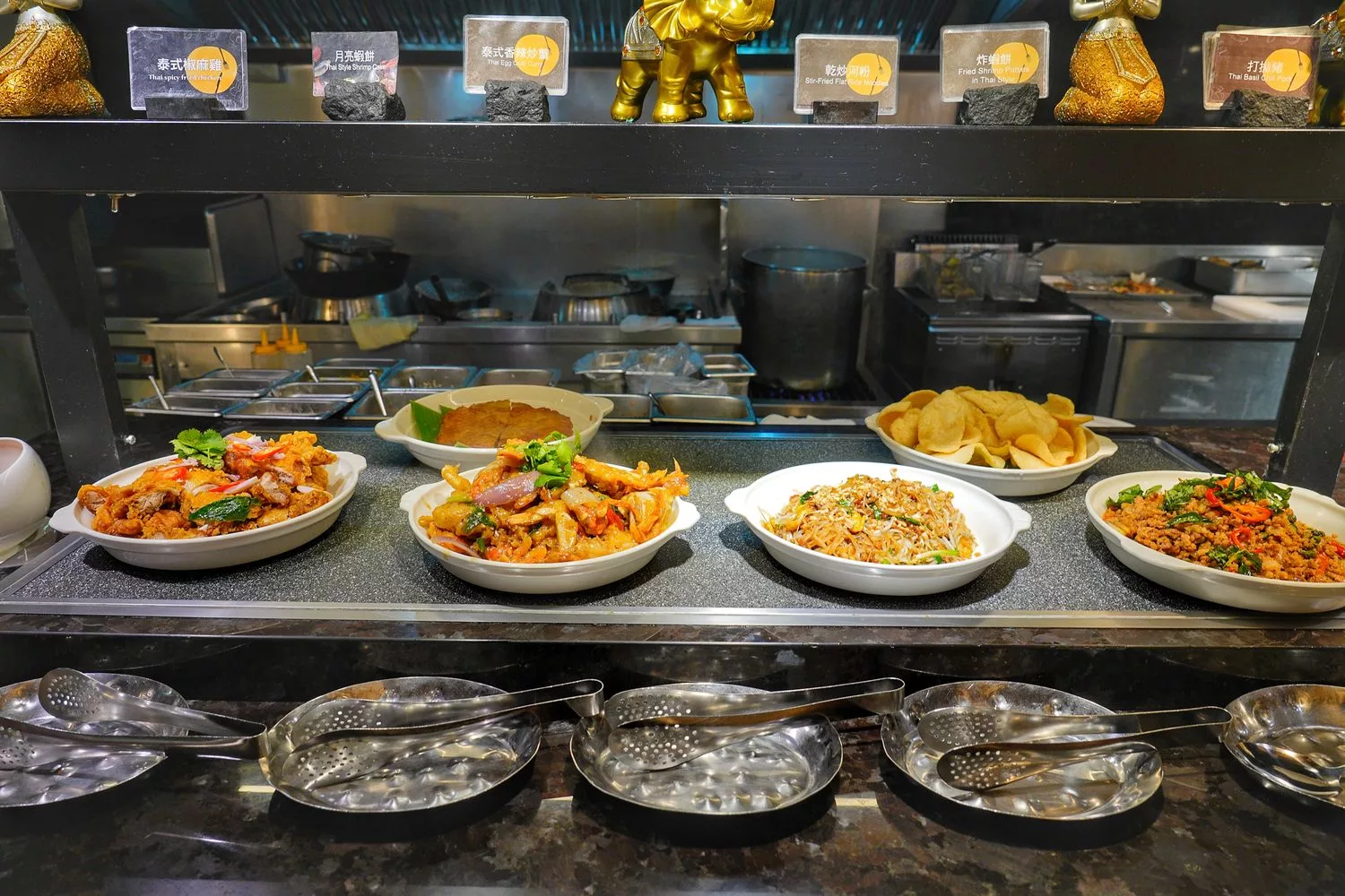 大直吃到飽｜豐FOOD海陸百匯，大直典華自助餐，龍蝦之夜吃到飽(菜色價格) @混血珊莎的奇幻旅程