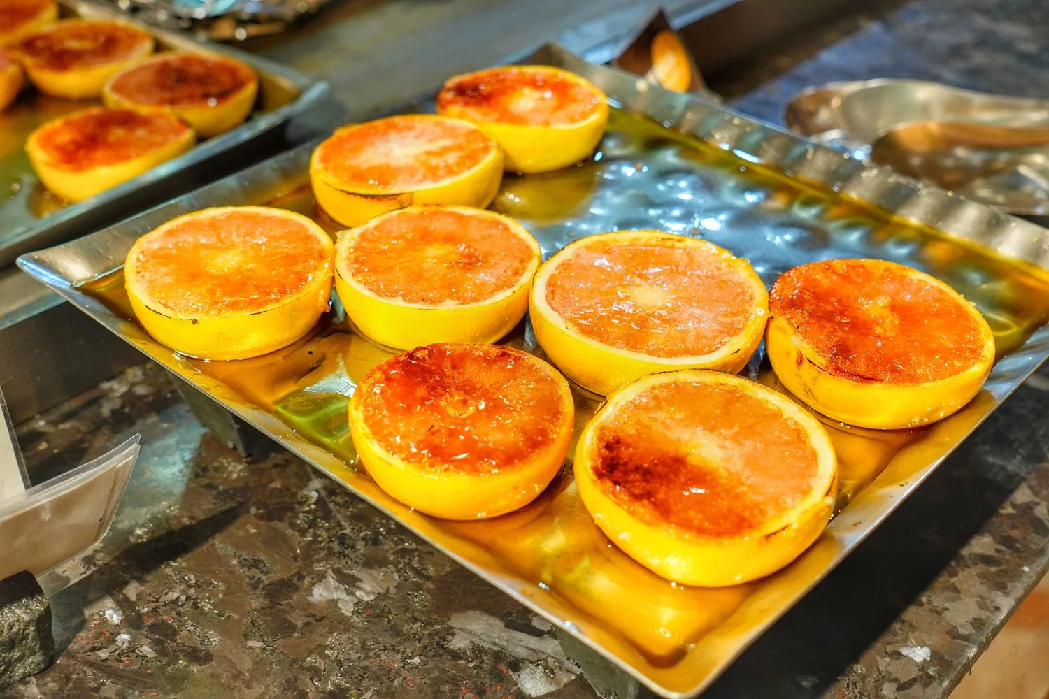 大直吃到飽｜豐FOOD海陸百匯，大直典華自助餐，龍蝦之夜吃到飽(菜色價格) @混血珊莎的奇幻旅程