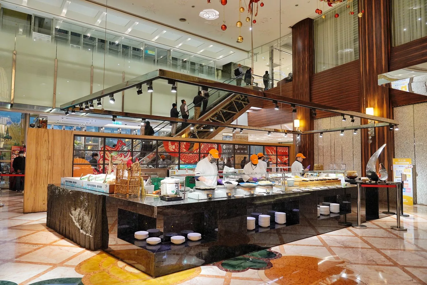 大直吃到飽｜豐FOOD海陸百匯，大直典華自助餐，龍蝦之夜吃到飽(菜色價格) @混血珊莎的奇幻旅程