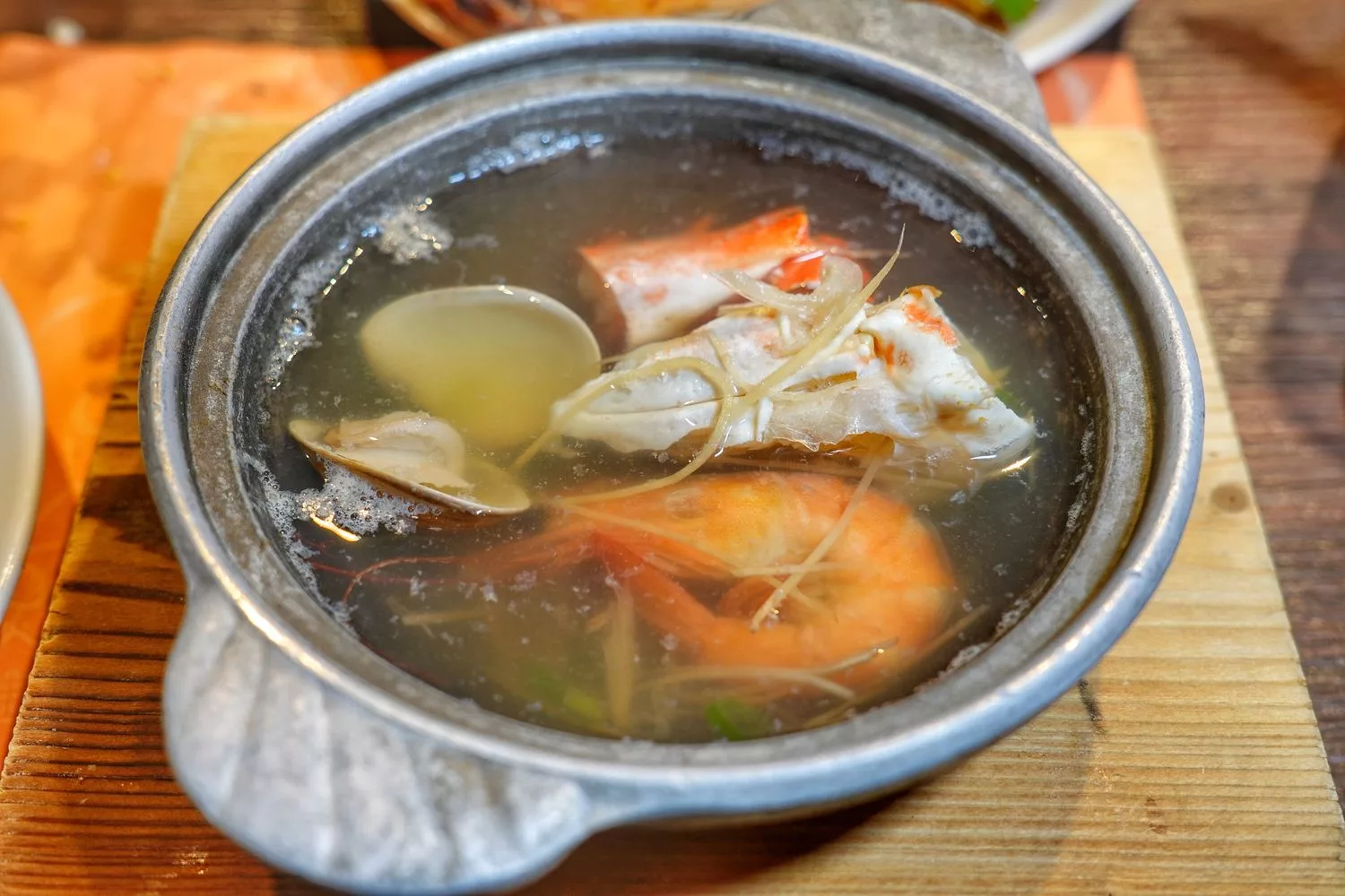 大直吃到飽｜豐FOOD海陸百匯，大直典華自助餐，龍蝦之夜吃到飽(菜色價格) @混血珊莎的奇幻旅程