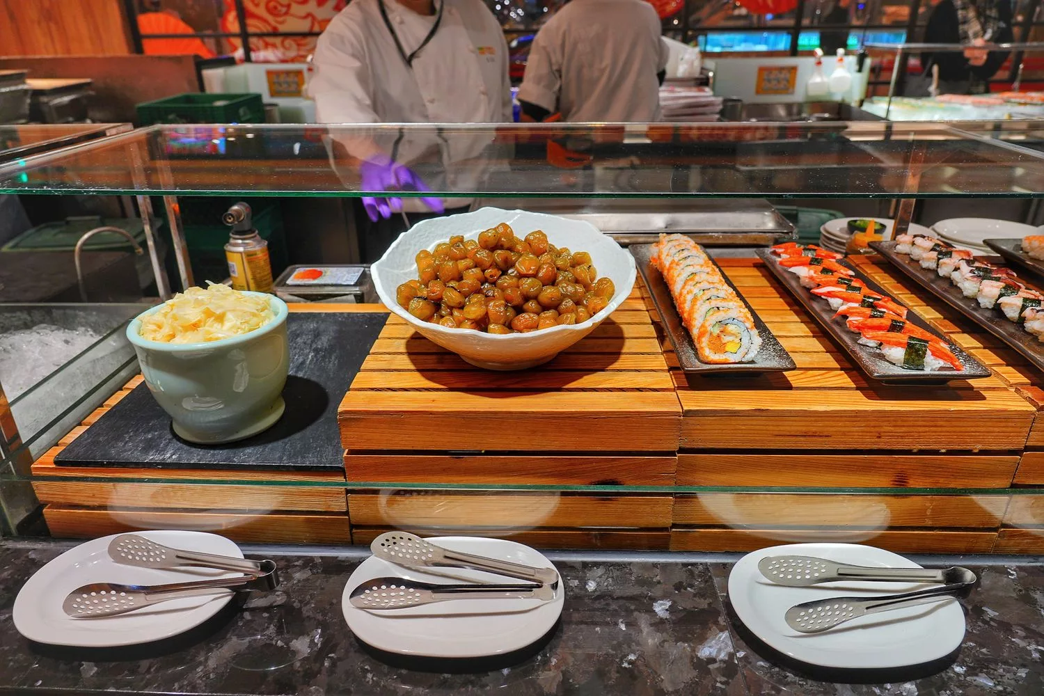 大直吃到飽｜豐FOOD海陸百匯，大直典華自助餐，龍蝦之夜吃到飽(菜色價格) @混血珊莎的奇幻旅程