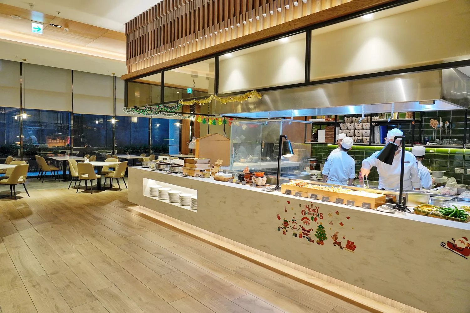 【禧榕軒大飯店自助餐】榕廷百匯餐廳會席料理半自助吃到飽，大推鰻魚三食膳! @混血珊莎的奇幻旅程