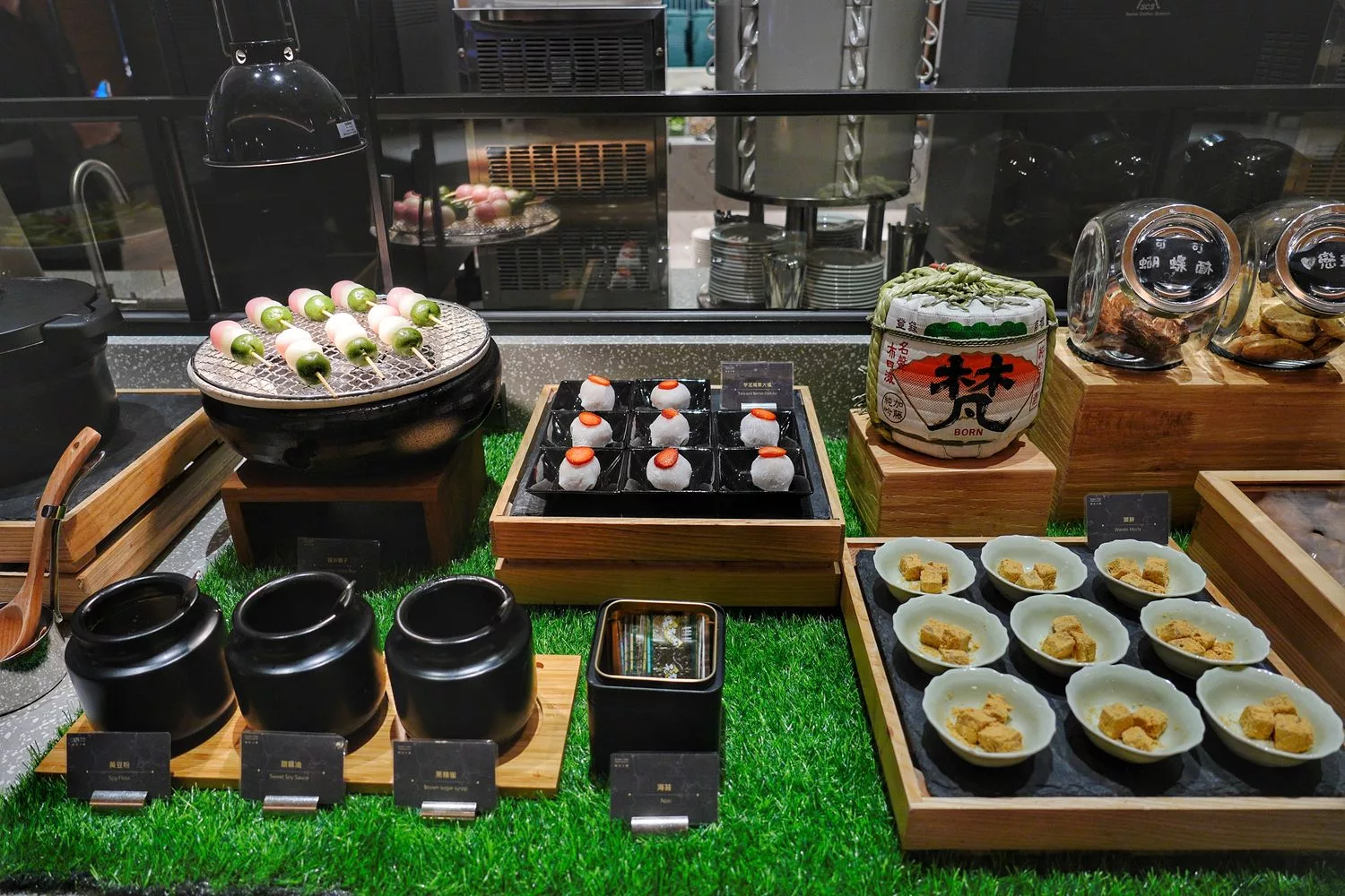 【禧榕軒大飯店自助餐】榕廷百匯餐廳會席料理半自助吃到飽，大推鰻魚三食膳! @混血珊莎的奇幻旅程