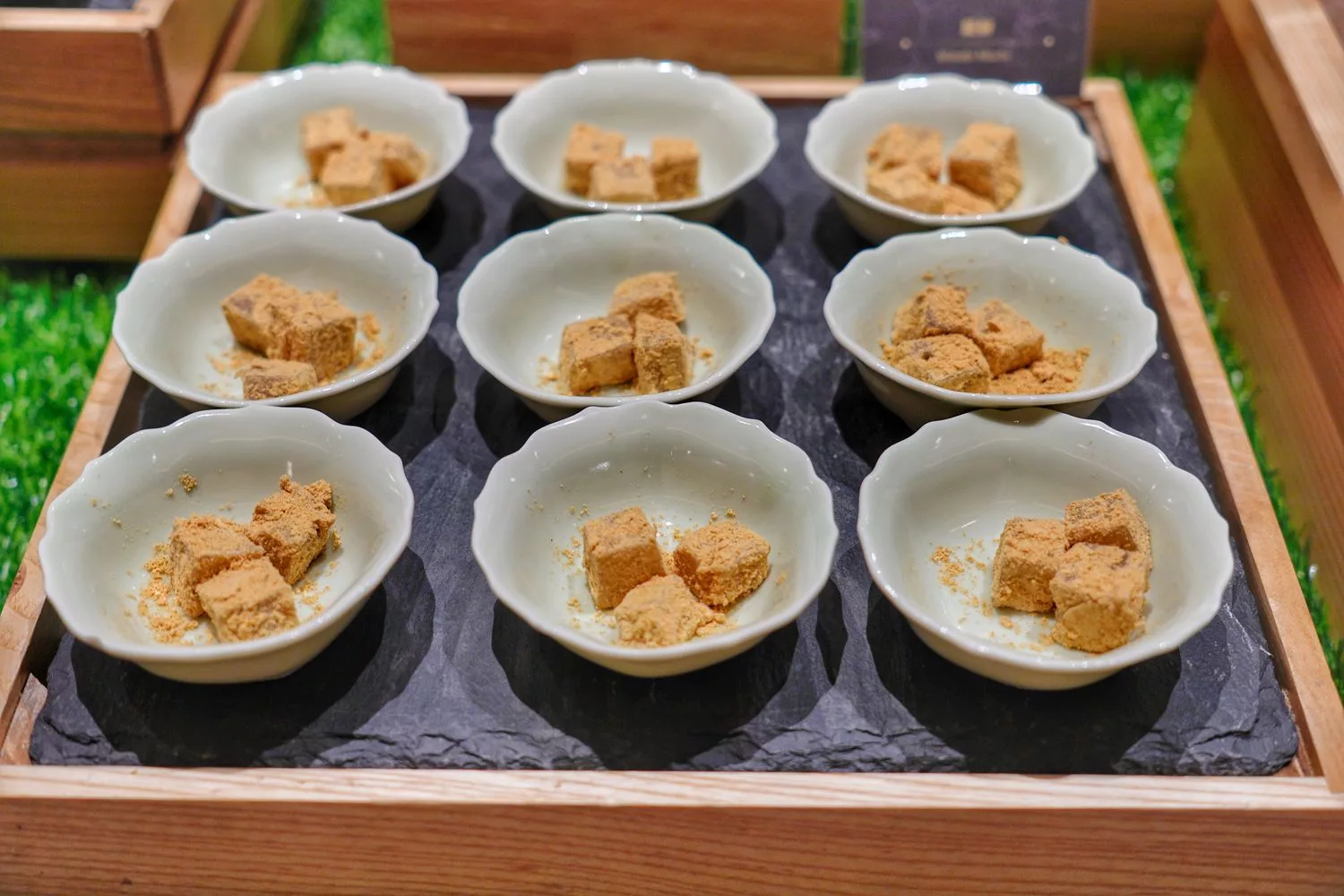 【禧榕軒大飯店自助餐】榕廷百匯餐廳會席料理半自助吃到飽，大推鰻魚三食膳! @混血珊莎的奇幻旅程