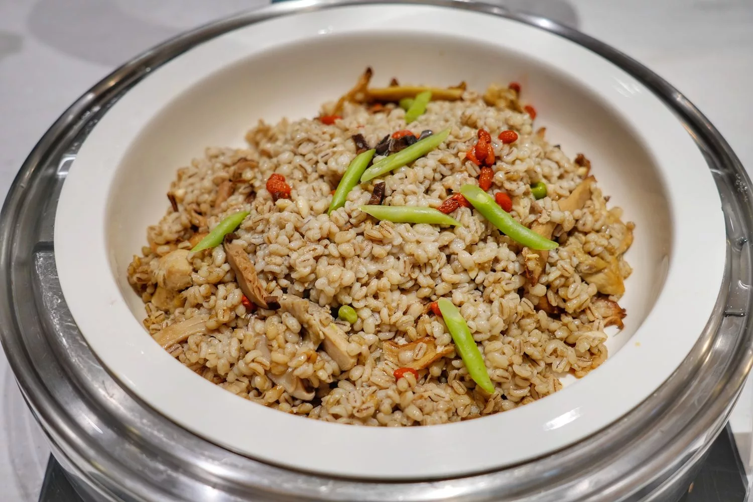【禧榕軒大飯店早午餐】高評價早餐吃到飽，吃得到台南牛肉湯跟虱目魚肉燥飯! @混血珊莎的奇幻旅程