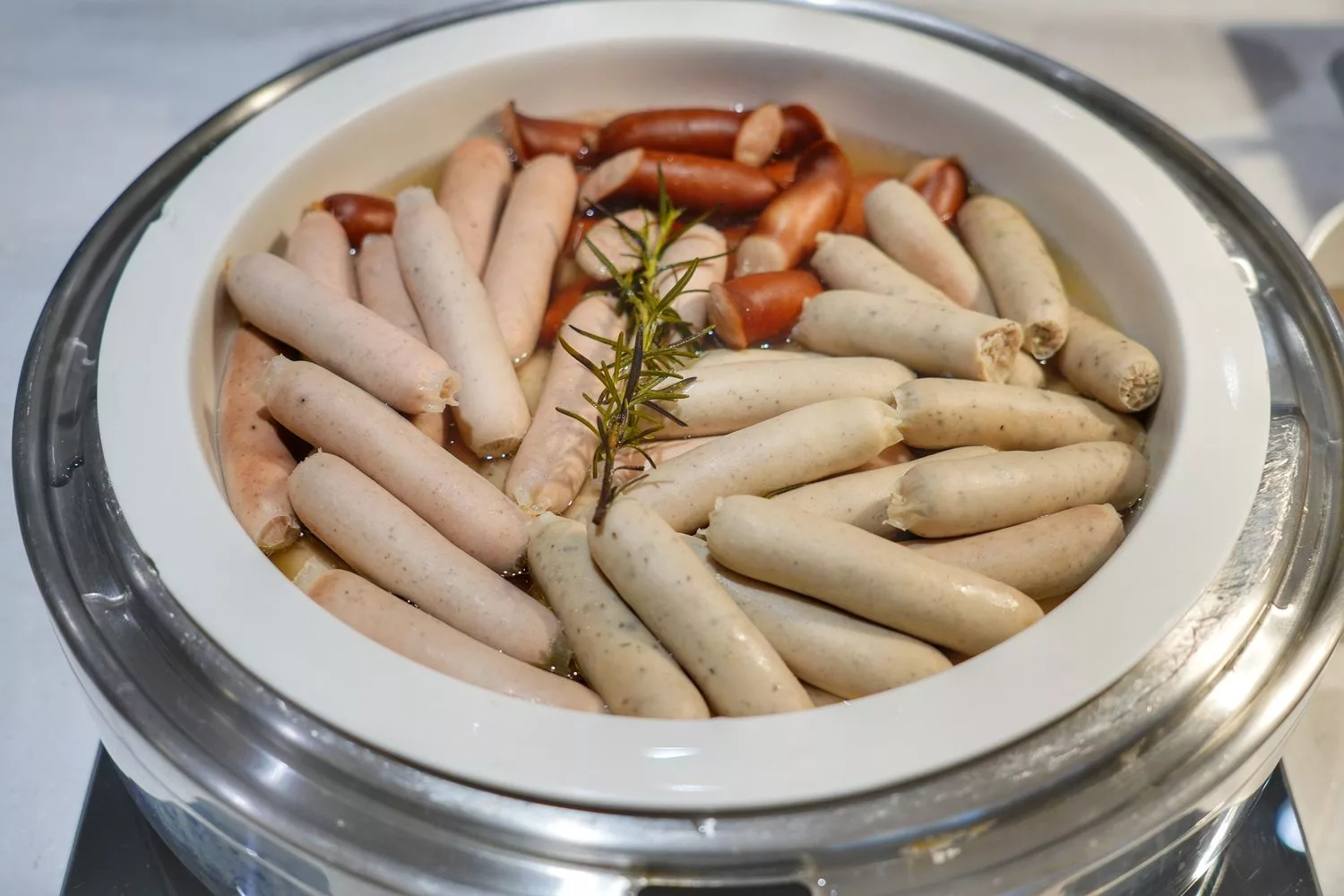 【禧榕軒大飯店早午餐】高評價早餐吃到飽，吃得到台南牛肉湯跟虱目魚肉燥飯! @混血珊莎的奇幻旅程