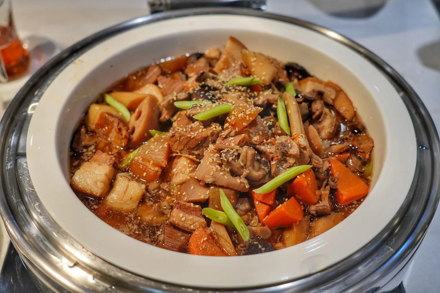 【禧榕軒大飯店早午餐】高評價早餐吃到飽，吃得到台南牛肉湯跟虱目魚肉燥飯! @混血珊莎的奇幻旅程