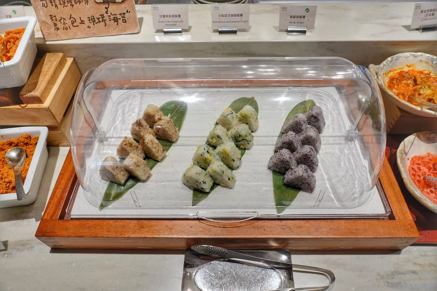 【禧榕軒大飯店早午餐】高評價早餐吃到飽，吃得到台南牛肉湯跟虱目魚肉燥飯! @混血珊莎的奇幻旅程