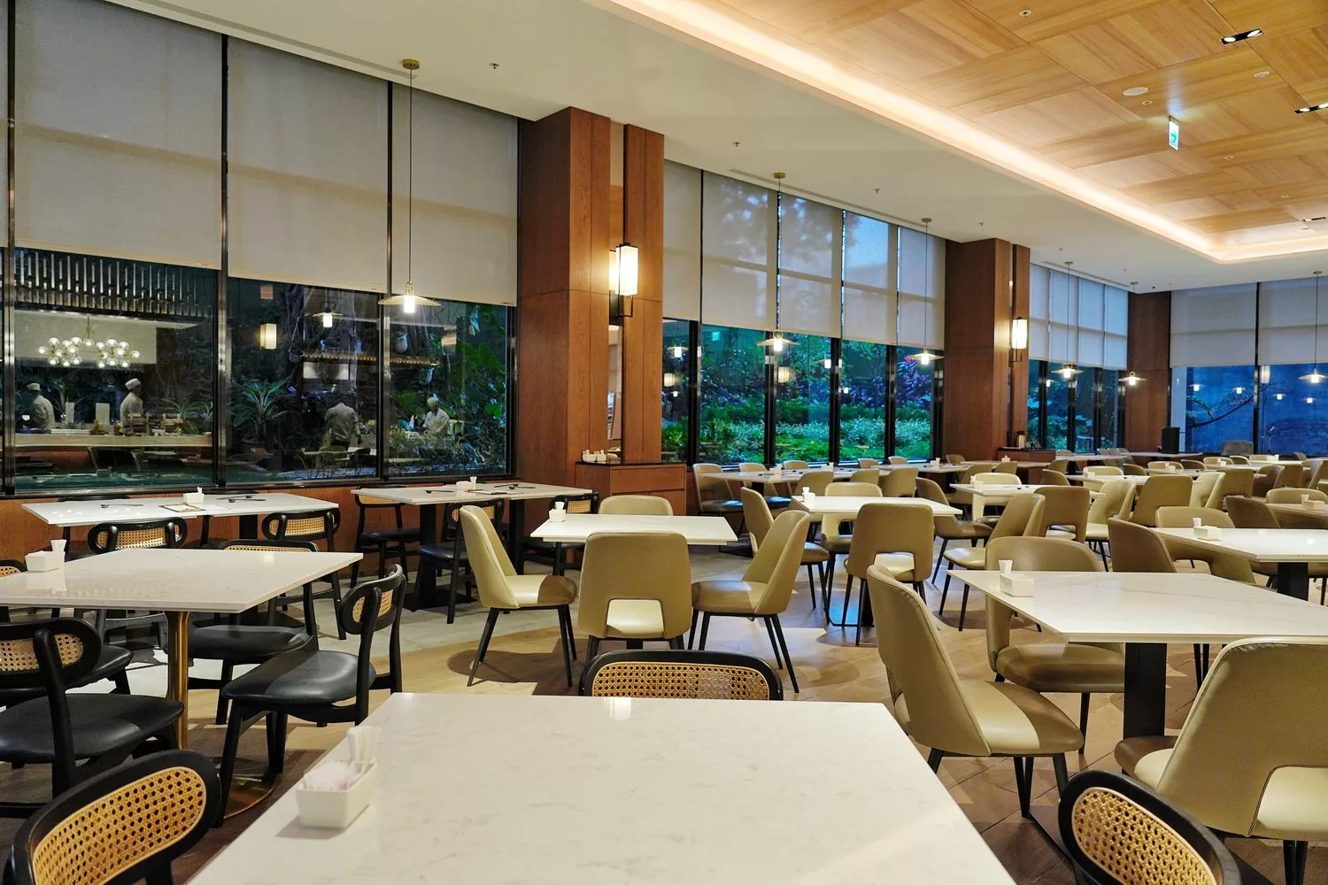【禧榕軒大飯店早午餐】高評價早餐吃到飽，吃得到台南牛肉湯跟虱目魚肉燥飯! @混血珊莎的奇幻旅程