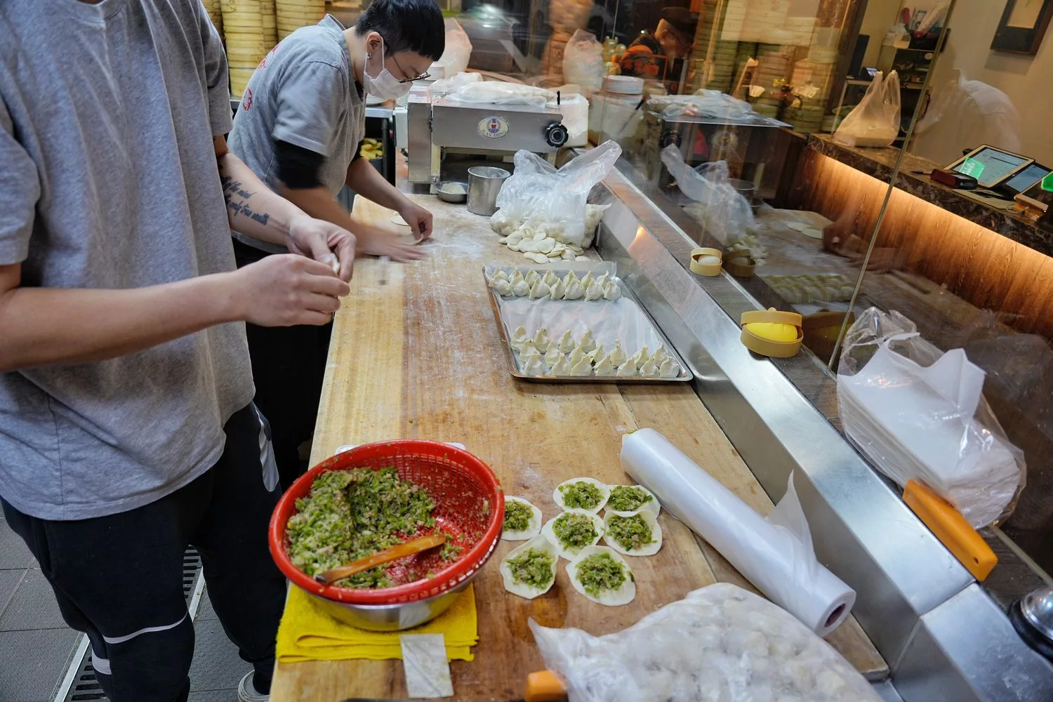 【泰和樓】山東小館三代傳承，台北酸菜白肉鍋名店，享受正宗東北風味! @混血珊莎的奇幻旅程