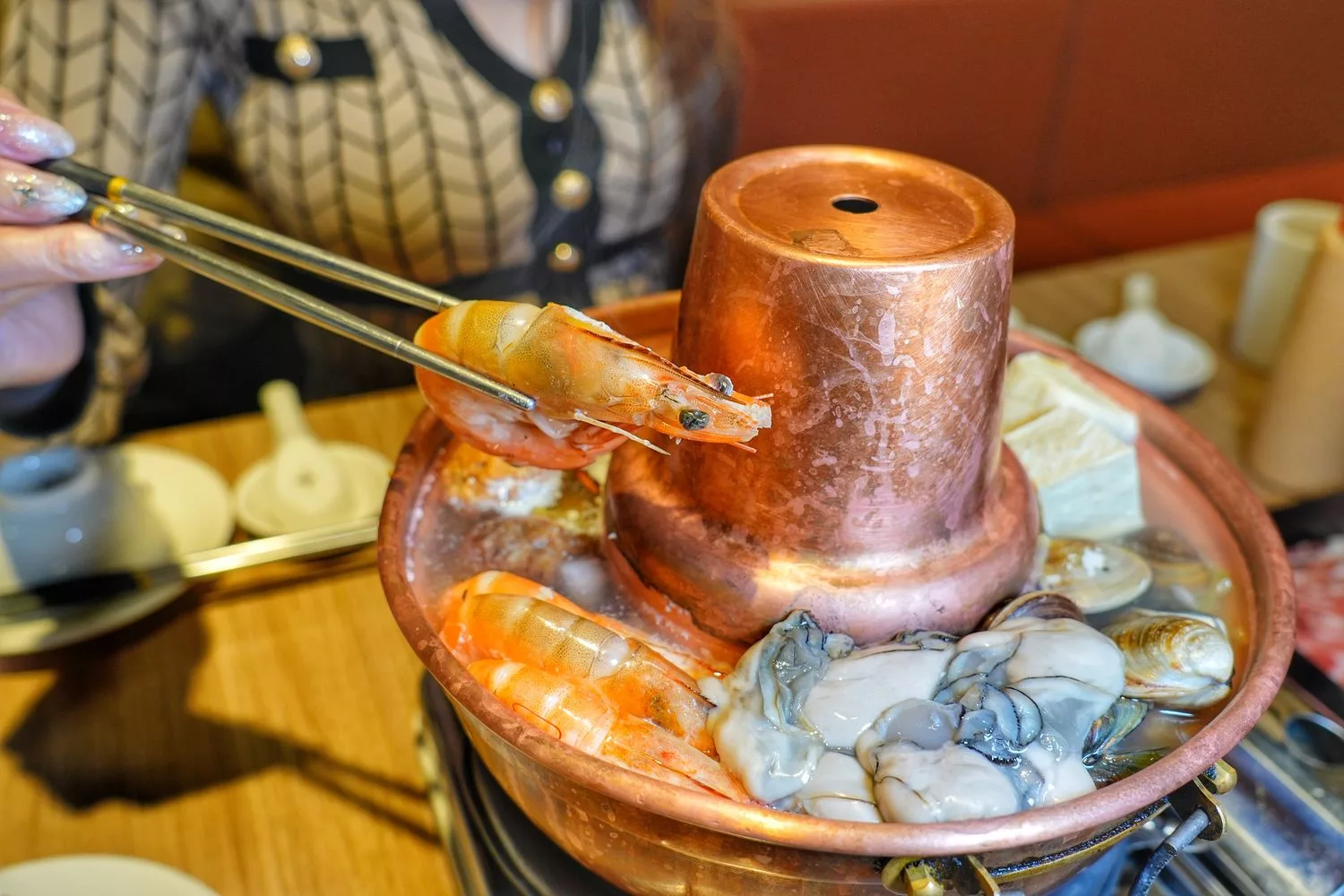 【泰和樓】山東小館三代傳承，台北酸菜白肉鍋名店，享受正宗東北風味! @混血珊莎的奇幻旅程