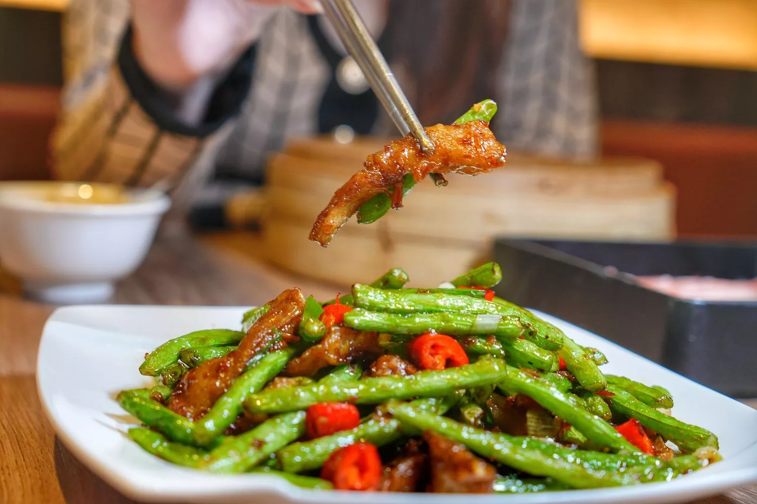 【泰和樓】山東小館三代傳承，台北酸菜白肉鍋名店，享受正宗東北風味! @混血珊莎的奇幻旅程