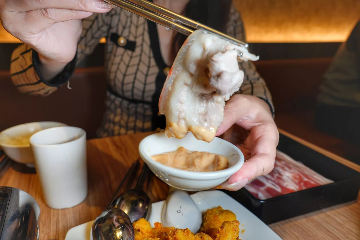 【泰和樓】山東小館三代傳承，台北酸菜白肉鍋名店，享受正宗東北風味! @混血珊莎的奇幻旅程