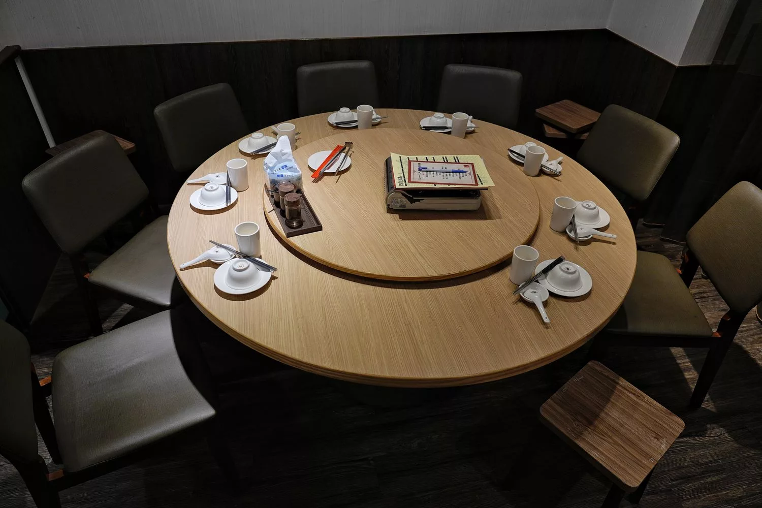 【泰和樓】山東小館三代傳承，台北酸菜白肉鍋名店，享受正宗東北風味! @混血珊莎的奇幻旅程