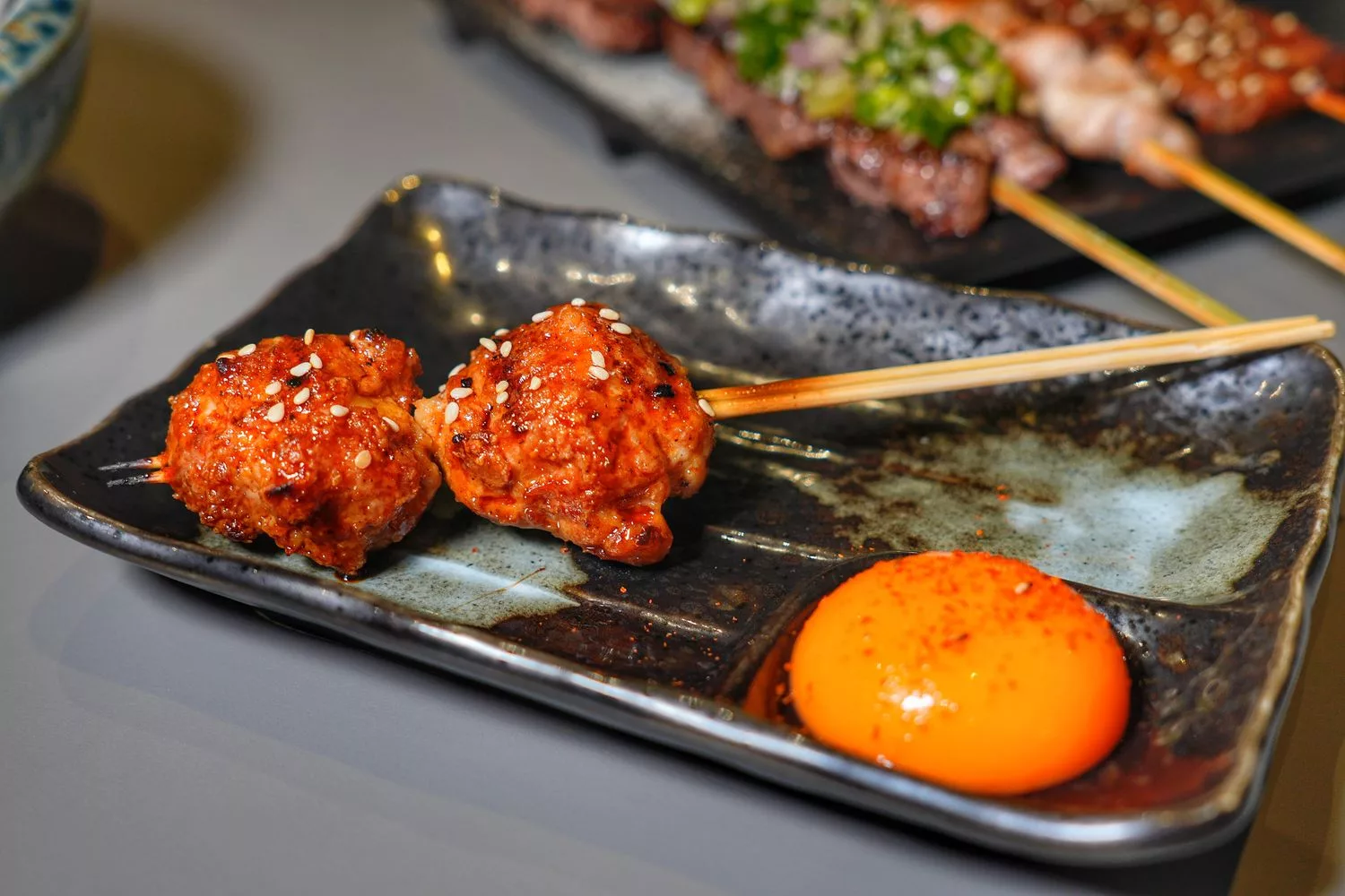 大直居酒屋｜天燒Amayaki現代居酒屋，炭火串燒台日料理，獨立包廂聚餐首選! @混血珊莎的奇幻旅程