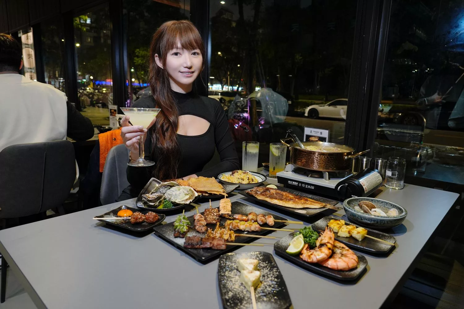 大直居酒屋｜天燒Amayaki現代居酒屋，炭火串燒台日料理，獨立包廂聚餐首選! @混血珊莎的奇幻旅程