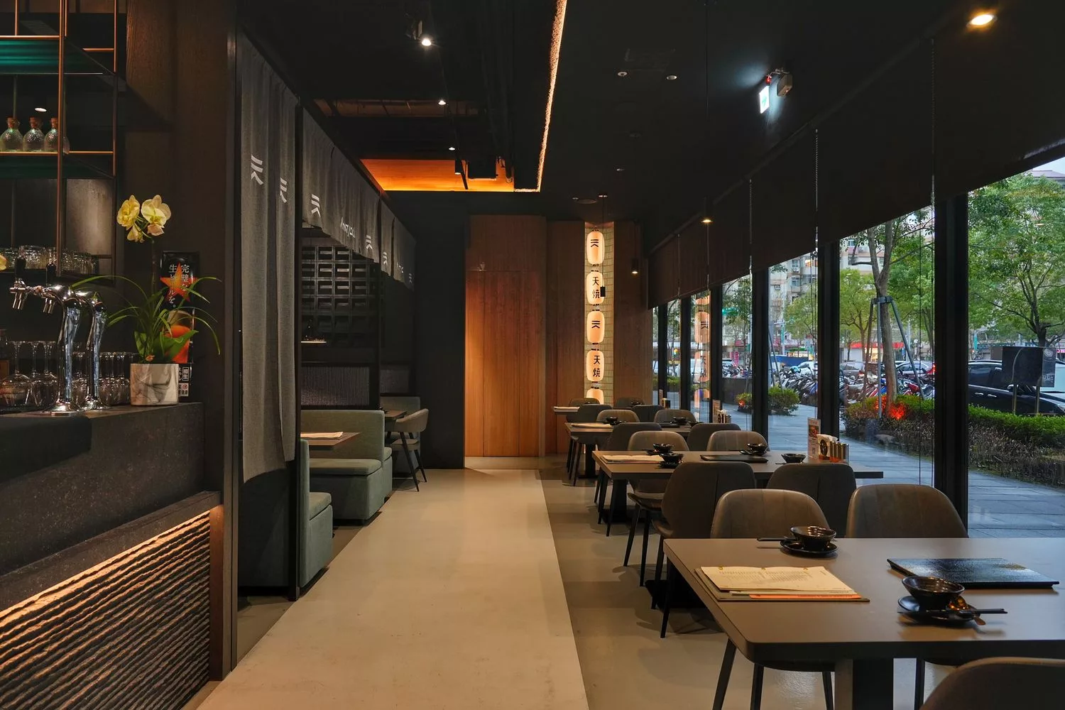 大直居酒屋｜天燒Amayaki現代居酒屋，炭火串燒台日料理，獨立包廂聚餐首選! @混血珊莎的奇幻旅程