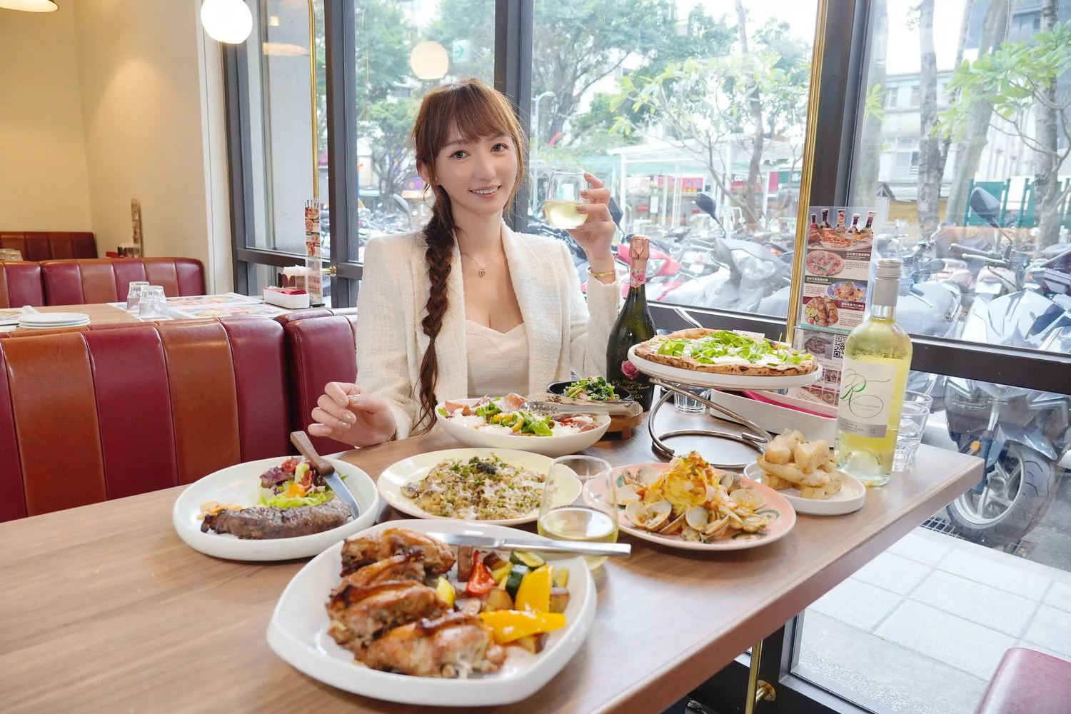 【台北披薩推薦】BANCO窯烤PIZZA自製生麵，世界冠軍級窯烤披薩名店，免出國品嚐義式饗宴! @混血珊莎的奇幻旅程