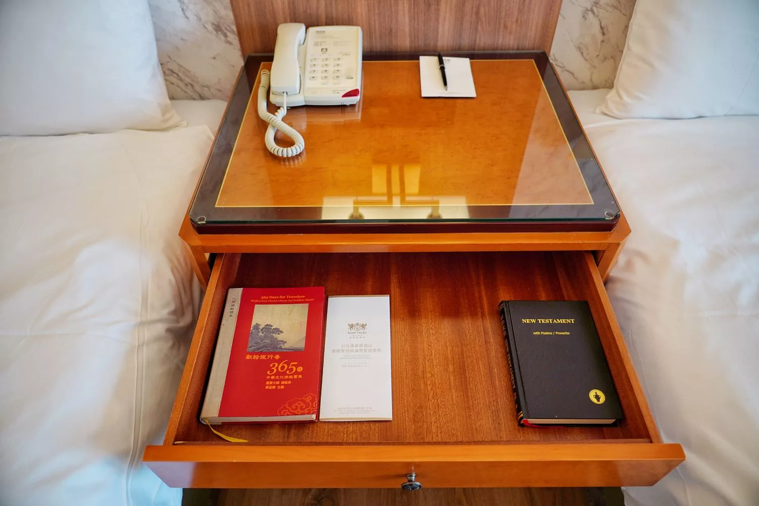 【松江南京飯店】漢普頓酒店，超美巴洛克式風格，寬敞房型有戶外陽台，早餐還有龍蝦粥! @混血珊莎的奇幻旅程