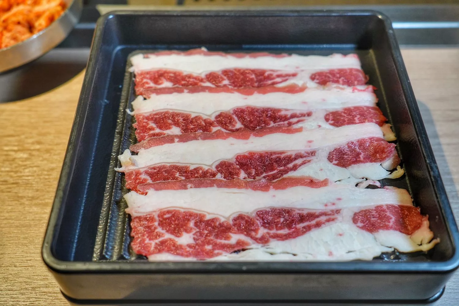 【韓舍韓式烤肉】平價桃園燒烤吃到飽推薦，爽吃 8 種肉品/大醬鍋/拌飯/小菜，通通只要 469 元起! @混血珊莎的奇幻旅程