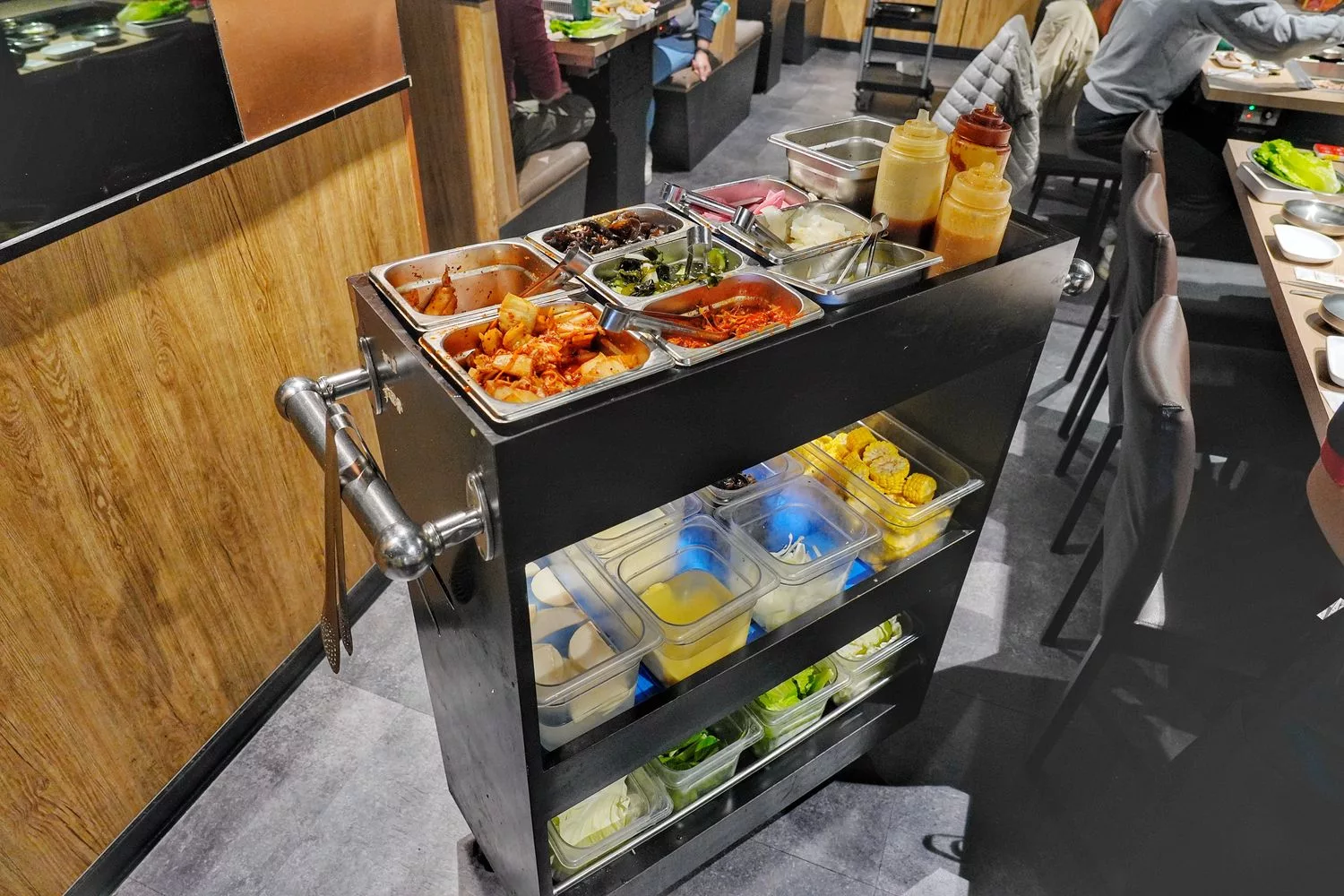 【韓舍韓式烤肉】平價桃園燒烤吃到飽推薦,爽吃 8 種肉品/大醬鍋/拌飯/小菜,通通只要 469 元起! @混血珊莎的奇幻旅程 【韓舍韓式烤肉】平價桃園燒烤吃到飽推薦,爽吃 8 種肉品/大醬鍋/拌飯/小菜,通通只要 469 元起! @混血珊莎的奇幻旅程