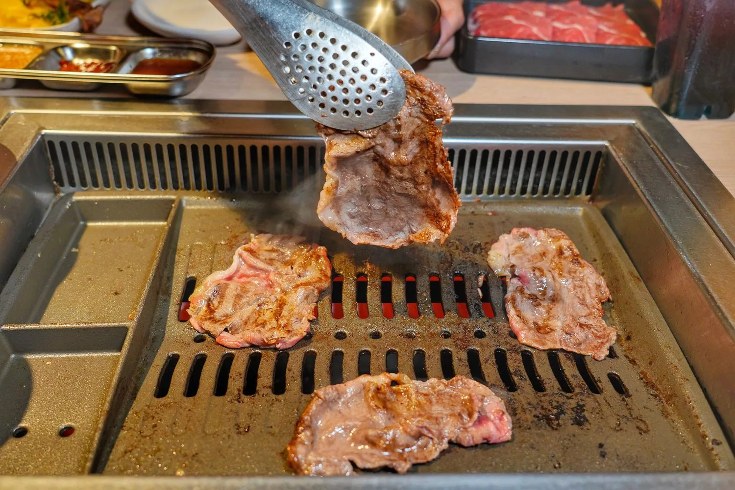 【韓舍韓式烤肉】平價桃園燒烤吃到飽推薦,爽吃 8 種肉品/大醬鍋/拌飯/小菜,通通只要 469 元起! @混血珊莎的奇幻旅程 【韓舍韓式烤肉】平價桃園燒烤吃到飽推薦,爽吃 8 種肉品/大醬鍋/拌飯/小菜,通通只要 469 元起! @混血珊莎的奇幻旅程