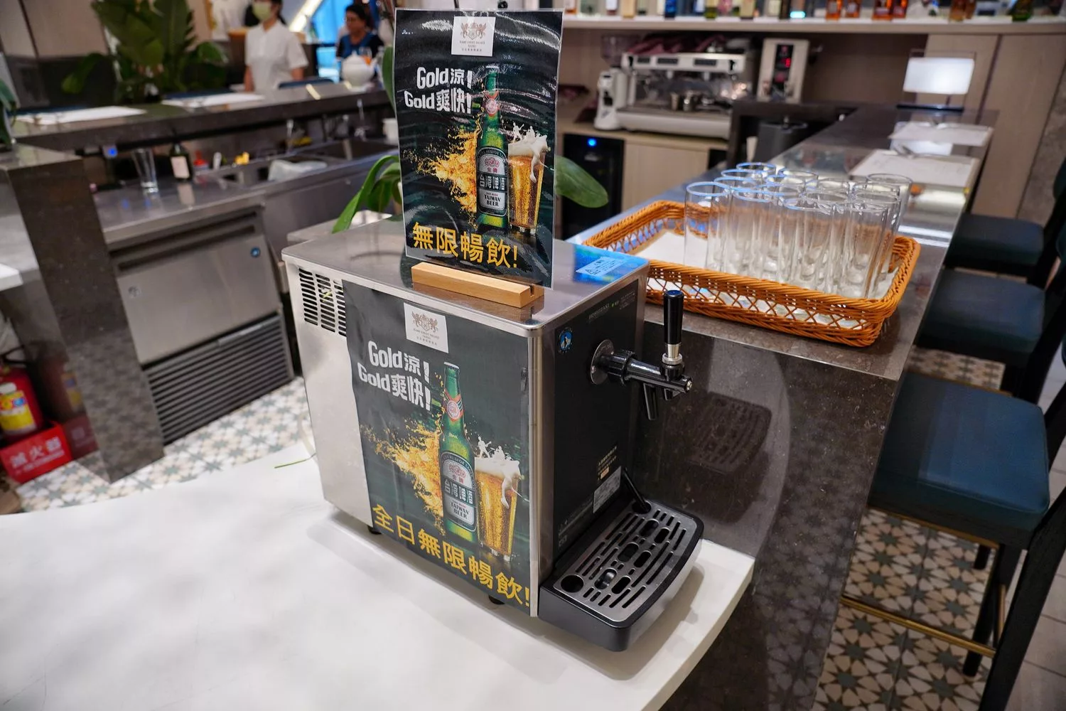【漢普頓酒店自助餐】洛可可茶苑，豪華主餐龍蝦/鮑魚/魚翅羹，肋眼牛排炙燒握壽司無限爽吃! @混血珊莎的奇幻旅程