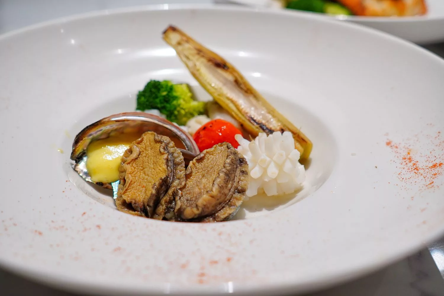 【漢普頓酒店自助餐】洛可可茶苑，豪華主餐龍蝦/鮑魚/魚翅羹，肋眼牛排炙燒握壽司無限爽吃! @混血珊莎的奇幻旅程