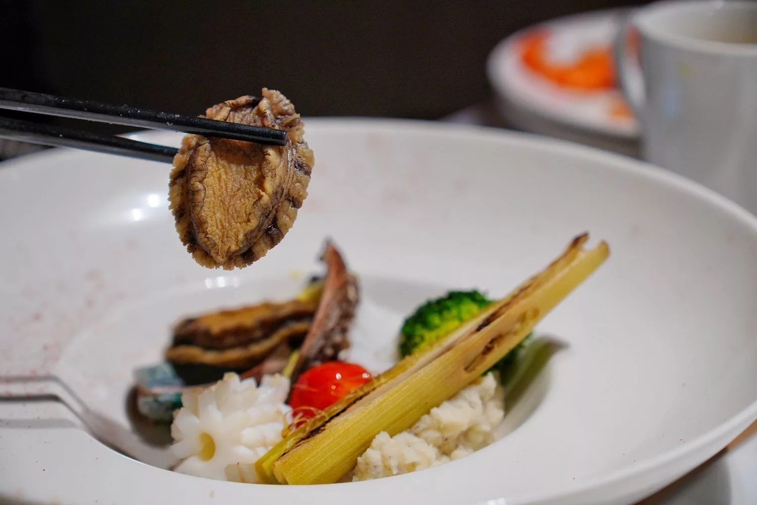 【漢普頓酒店自助餐】洛可可茶苑，豪華主餐龍蝦/鮑魚/魚翅羹，肋眼牛排炙燒握壽司無限爽吃! @混血珊莎的奇幻旅程