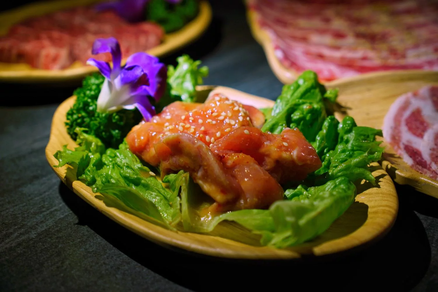 【台中西區燒肉】六本木燒肉，濃濃日系氛圍，高CP值平價燒烤! @混血珊莎的奇幻旅程
