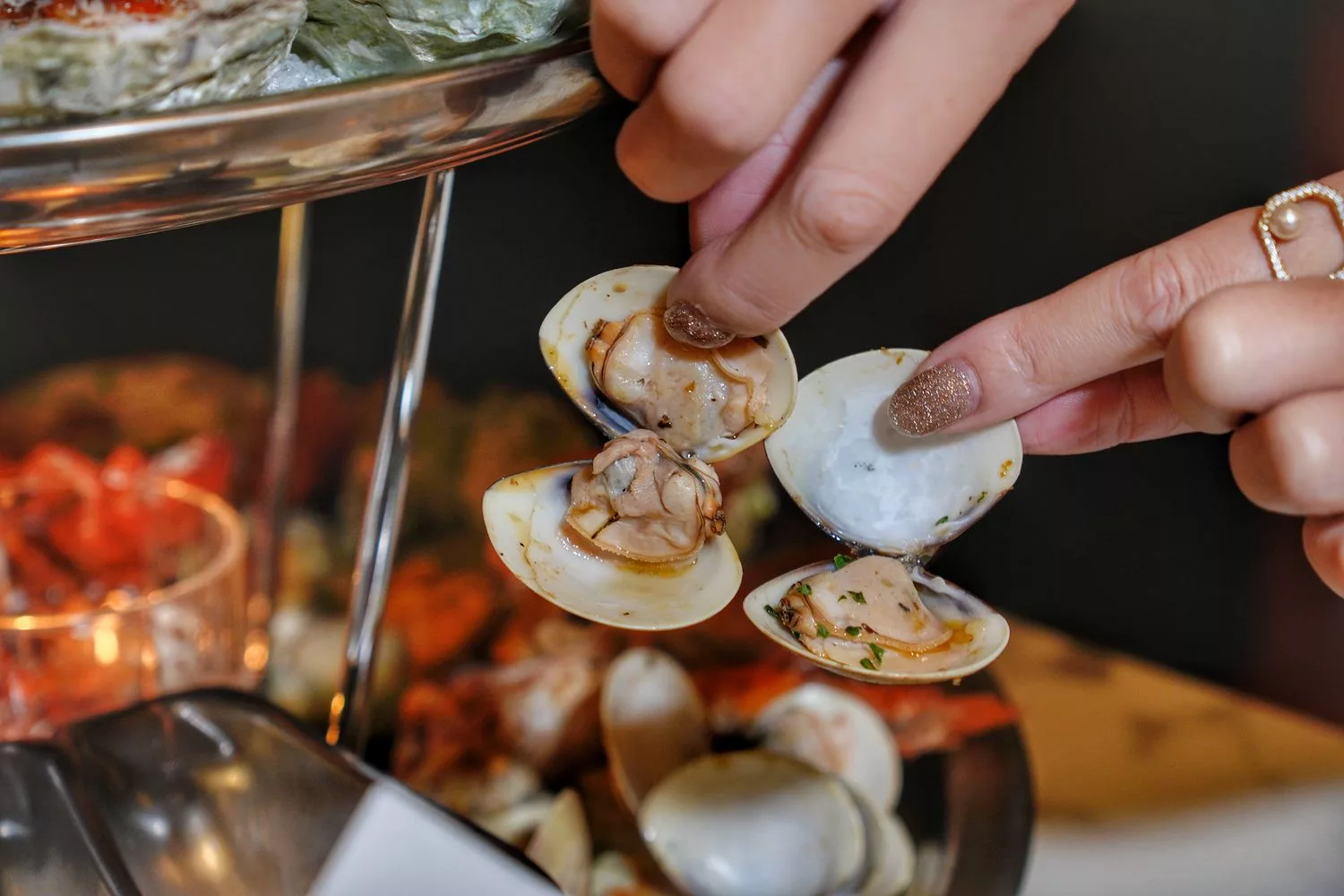 【南京三民美食】Wayne’s Seattle 瑋恩西雅圖美式龍蝦牛排餐廳，約會慶生週年儀式感首選! @混血珊莎的奇幻旅程